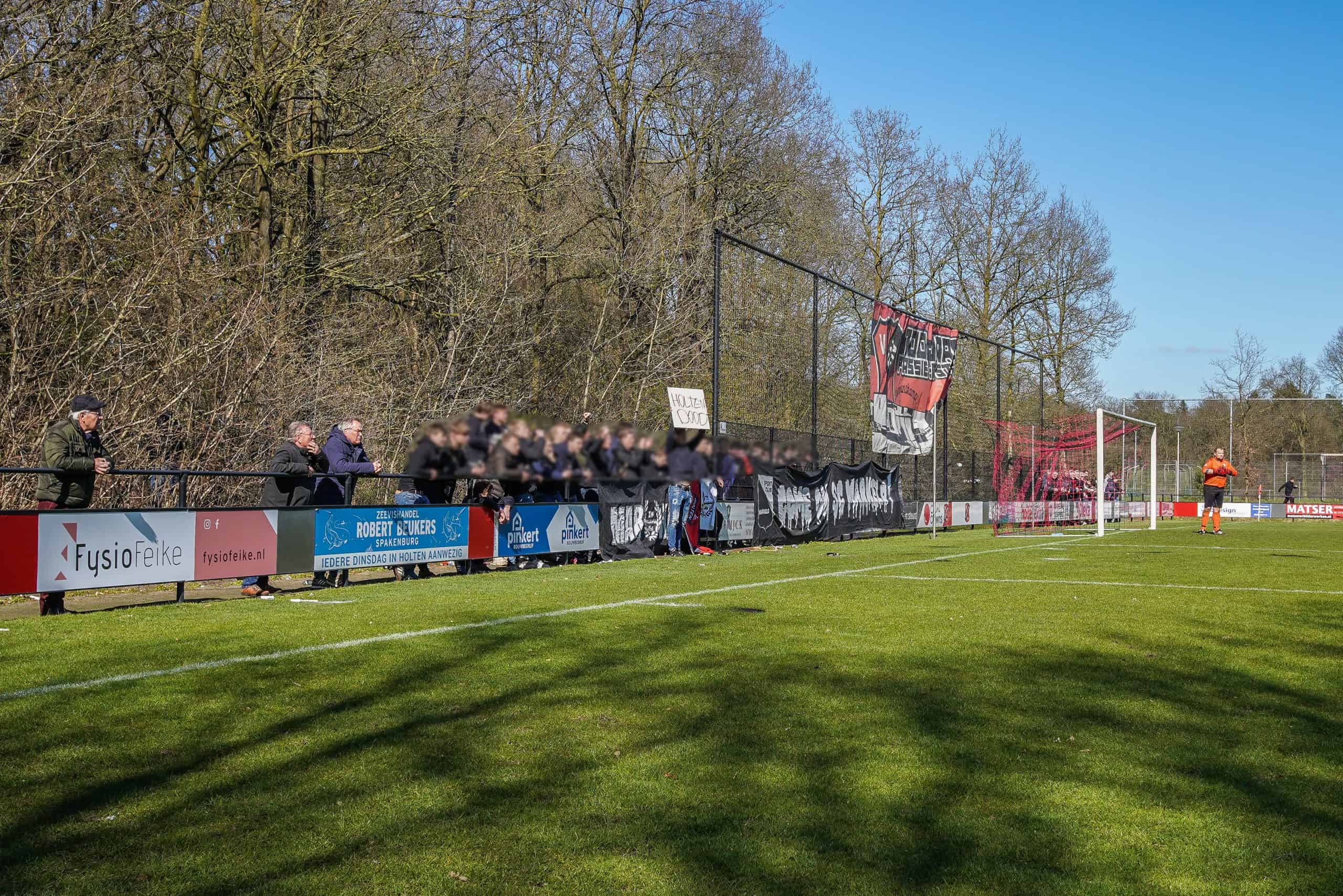 Spelers stellen teleur bij fijne dorpsderby tussen Holten en Markelo