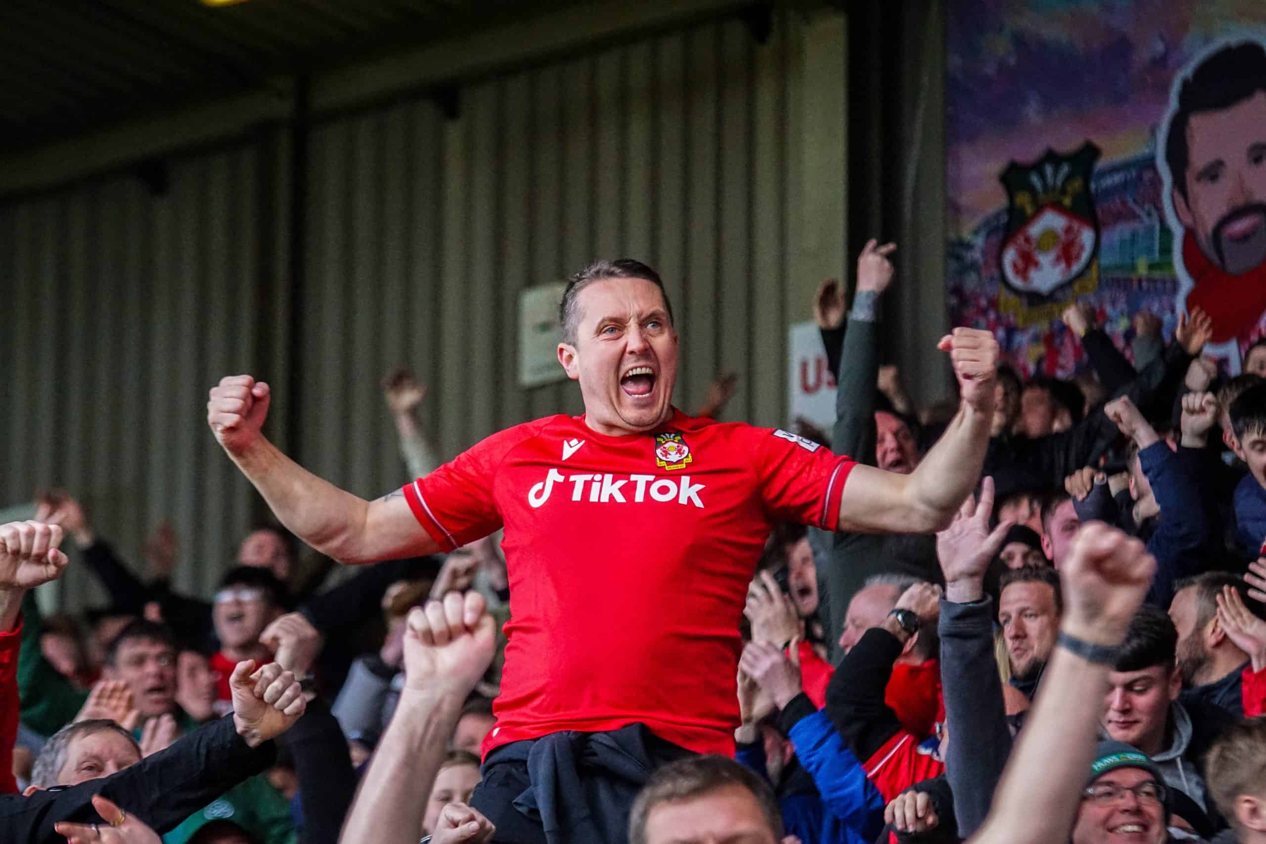Gigantische ontlading bij Wrexham na cruciale winst tegen Notts County