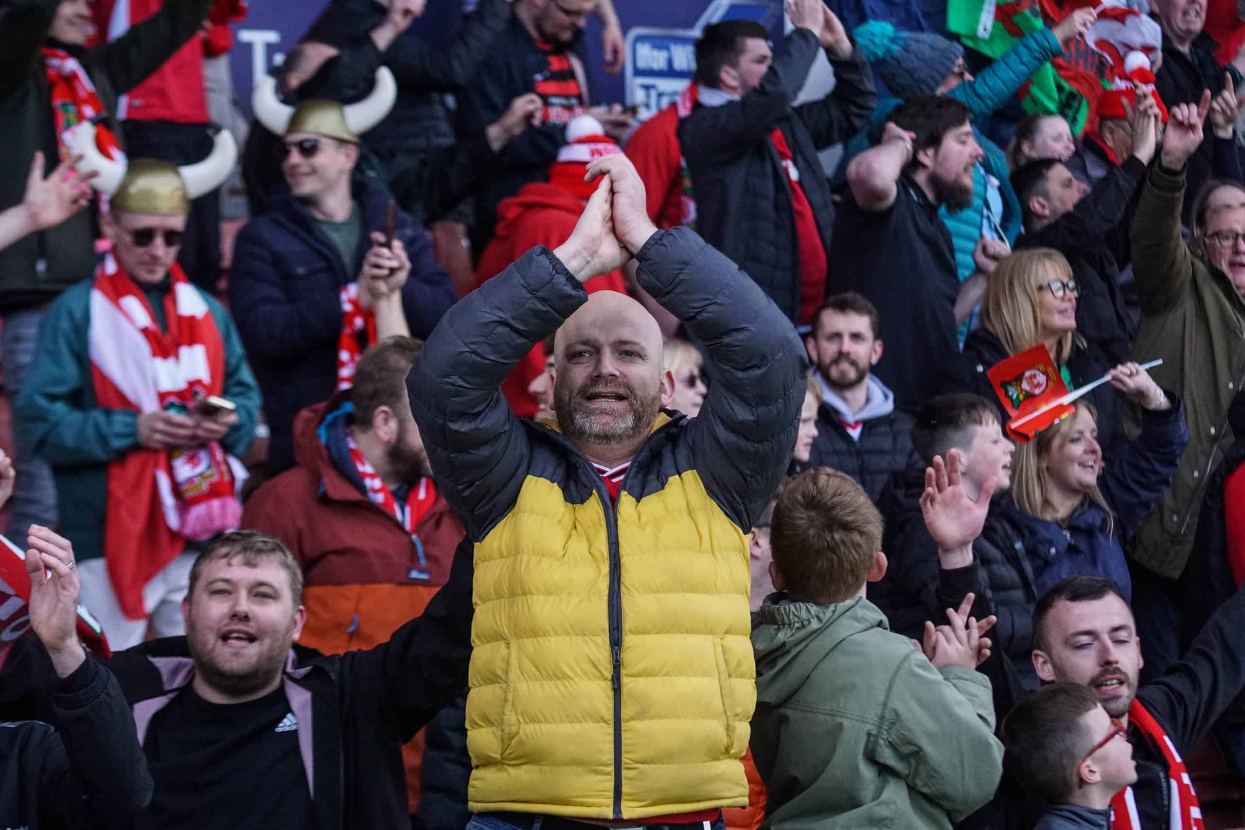 Gigantische ontlading bij Wrexham na cruciale winst tegen Notts County