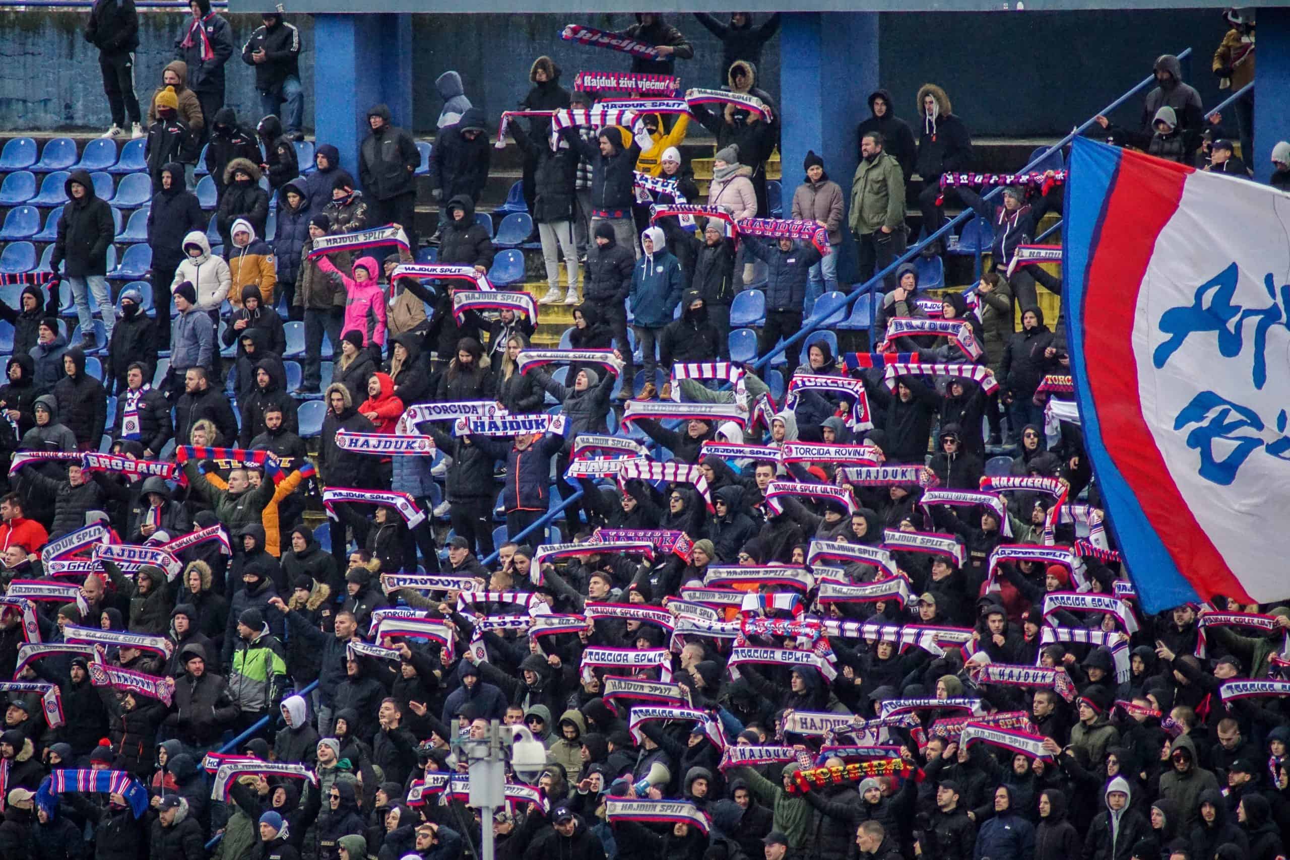 IJskoude editie Dinamo Zagreb – Hajduk Split ontbrandt pas laat
