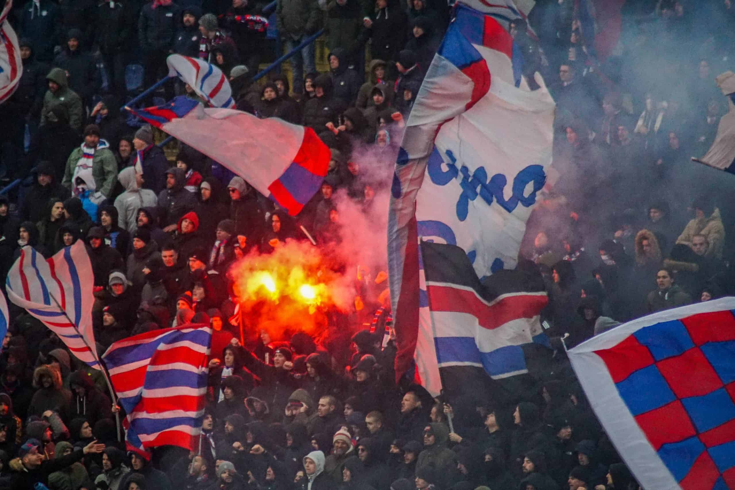 IJskoude editie Dinamo Zagreb – Hajduk Split ontbrandt pas laat