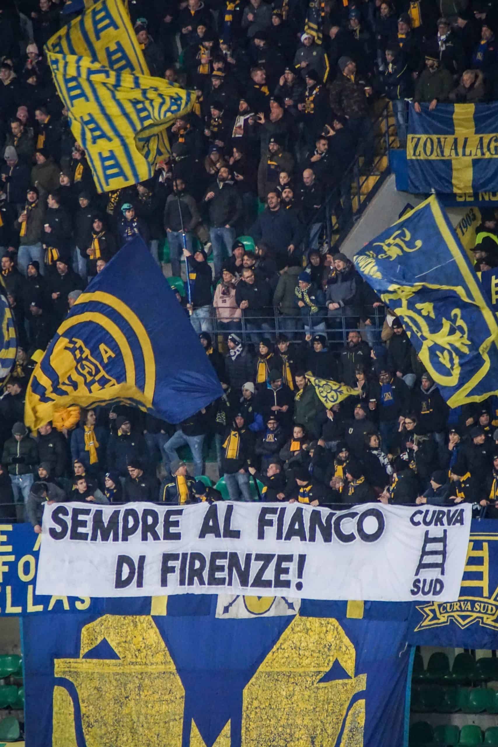 Hellas Verona en Fiorentina vieren gemellaggio tijdens vriendschapswedstrijd