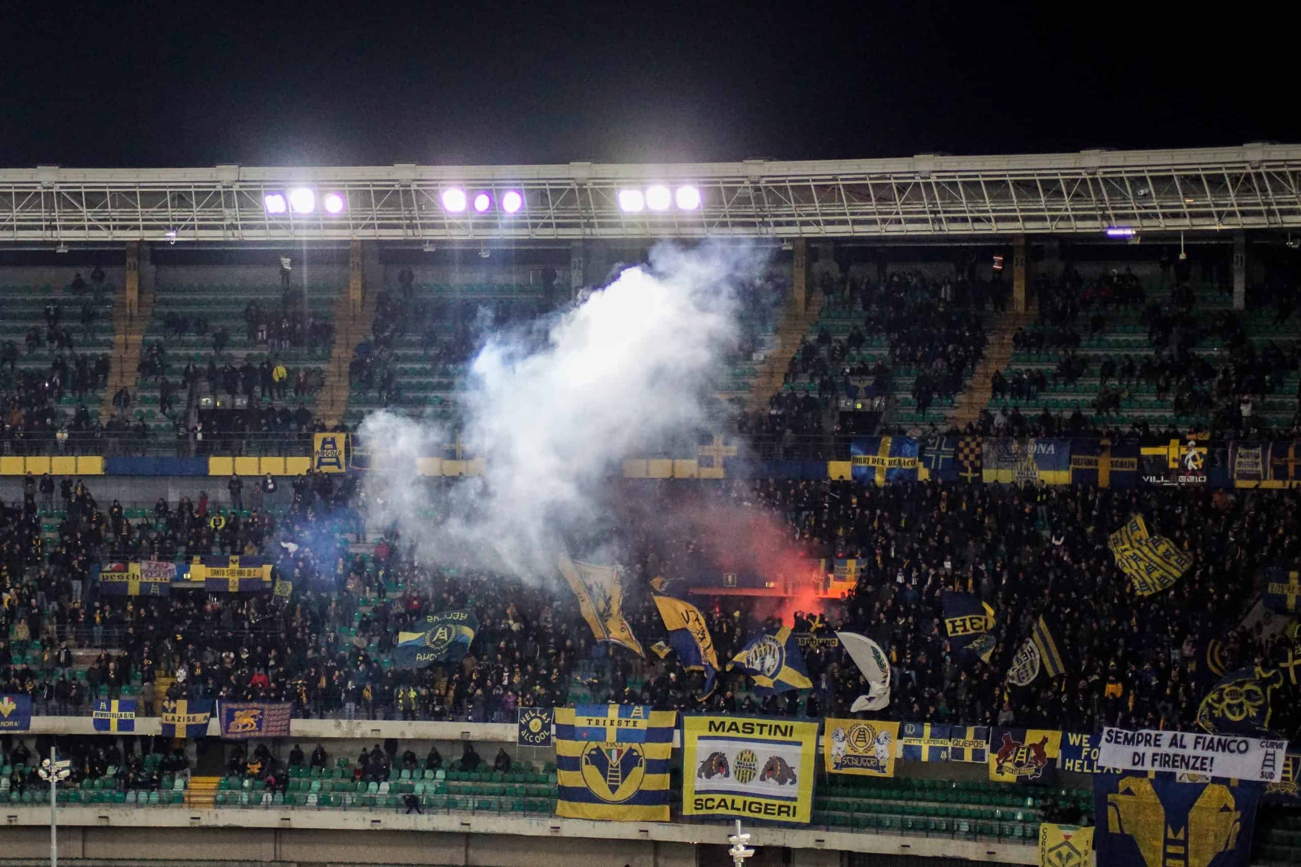 Hellas Verona en Fiorentina vieren gemellaggio tijdens vriendschapswedstrijd