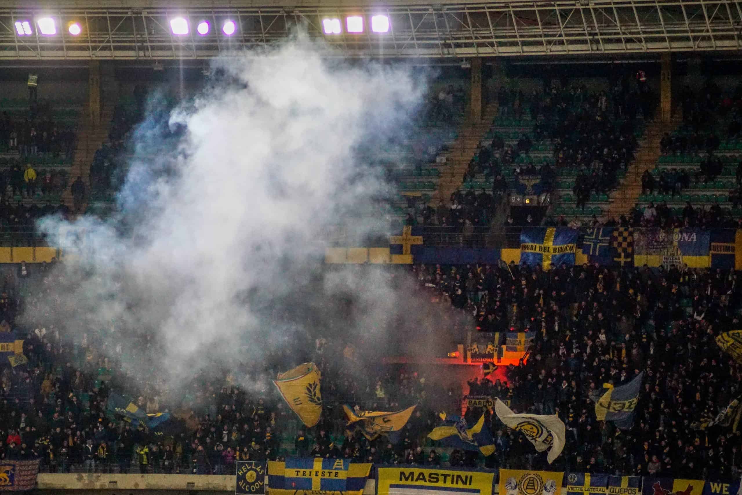 Hellas Verona en Fiorentina vieren gemellaggio tijdens vriendschapswedstrijd