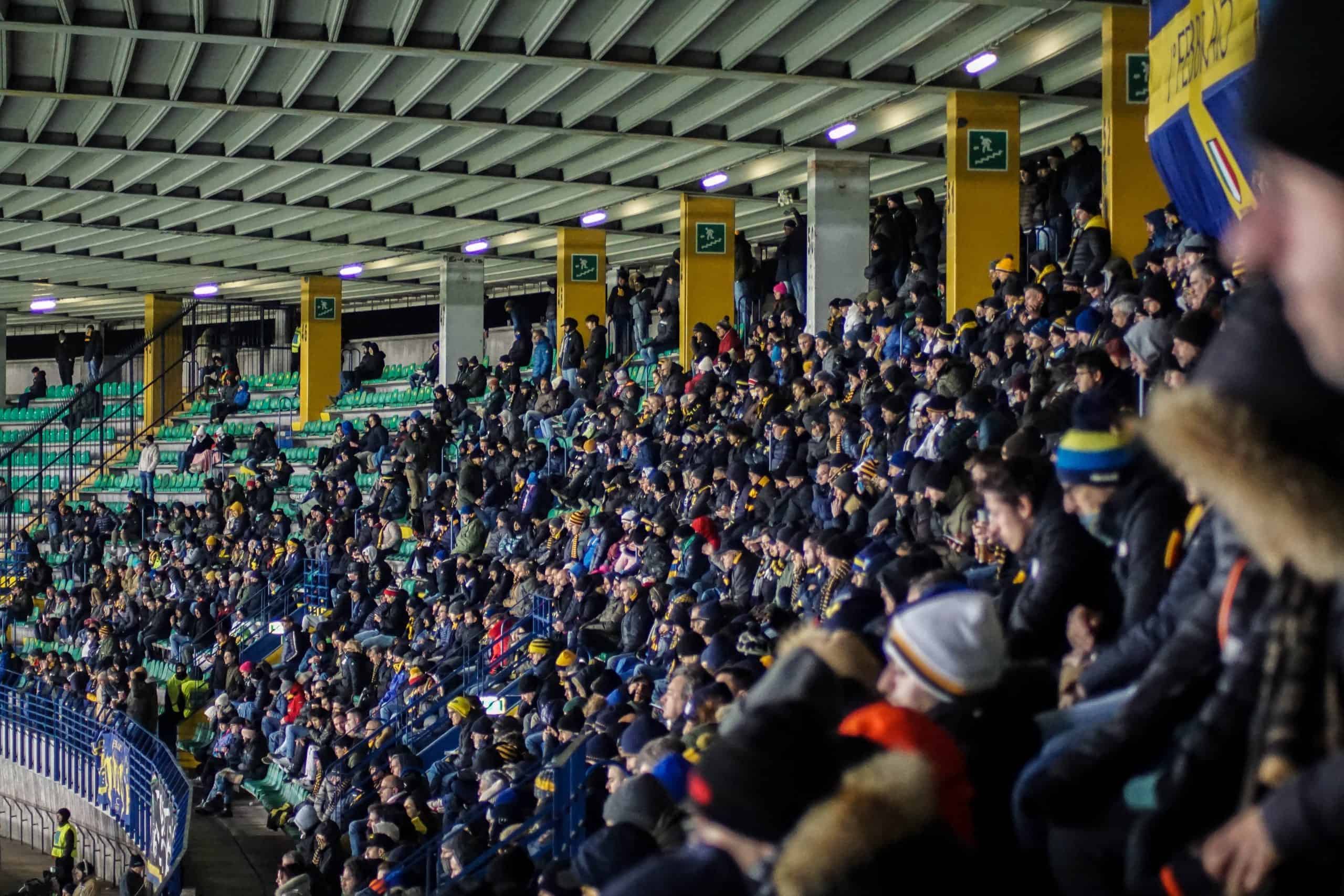 Hellas Verona en Fiorentina vieren gemellaggio tijdens vriendschapswedstrijd