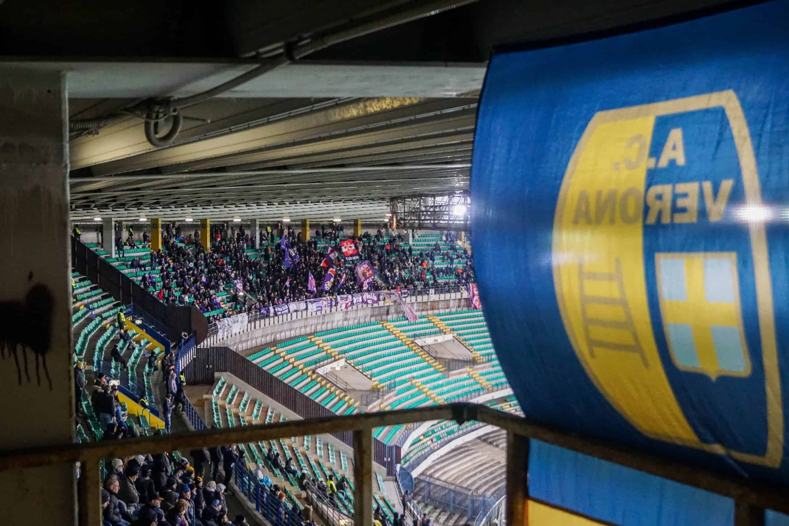 Hellas Verona en Fiorentina vieren gemellaggio tijdens vriendschapswedstrijd