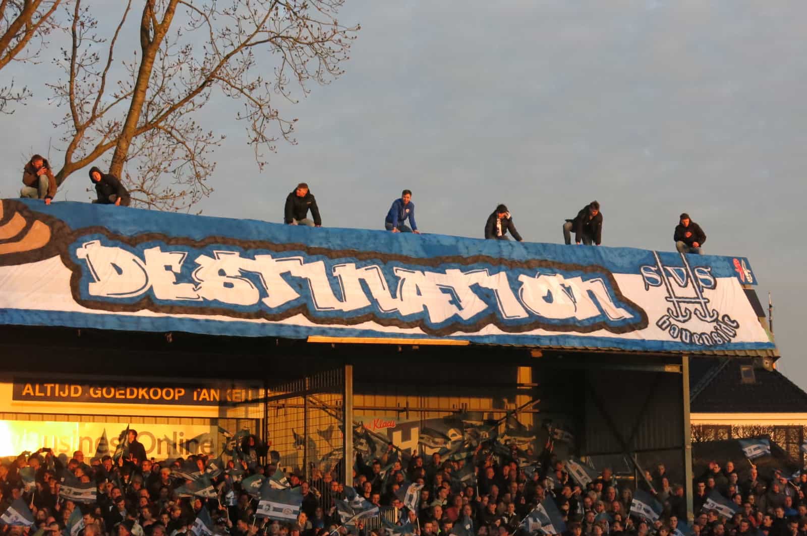 Spakenburgs sprookje komt ten einde na historische bekeravond