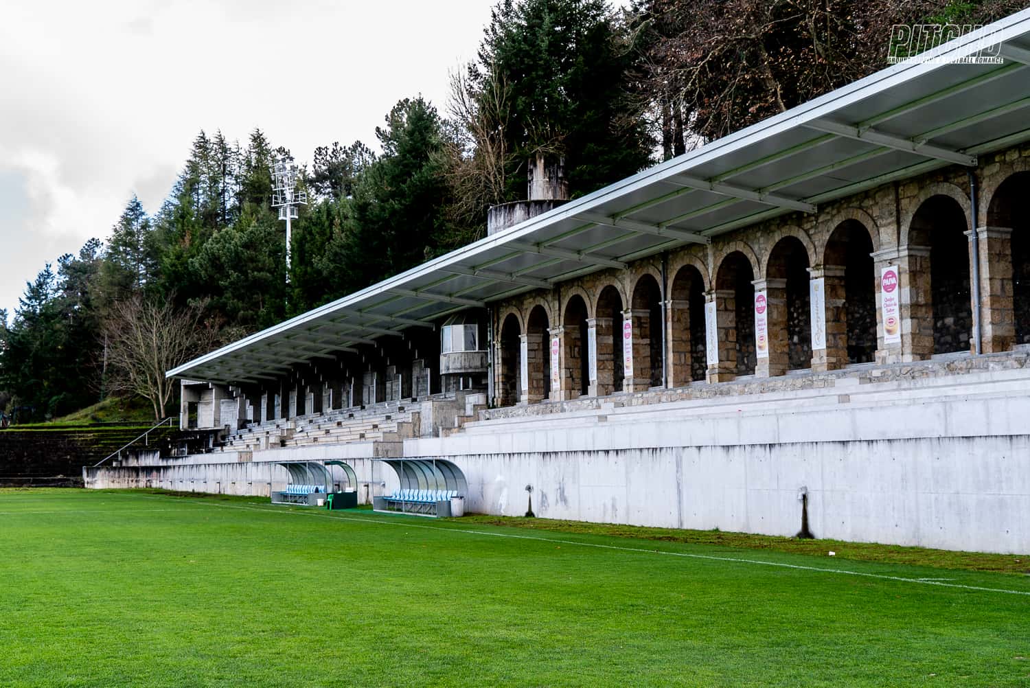 Lamego LR 1 van 24