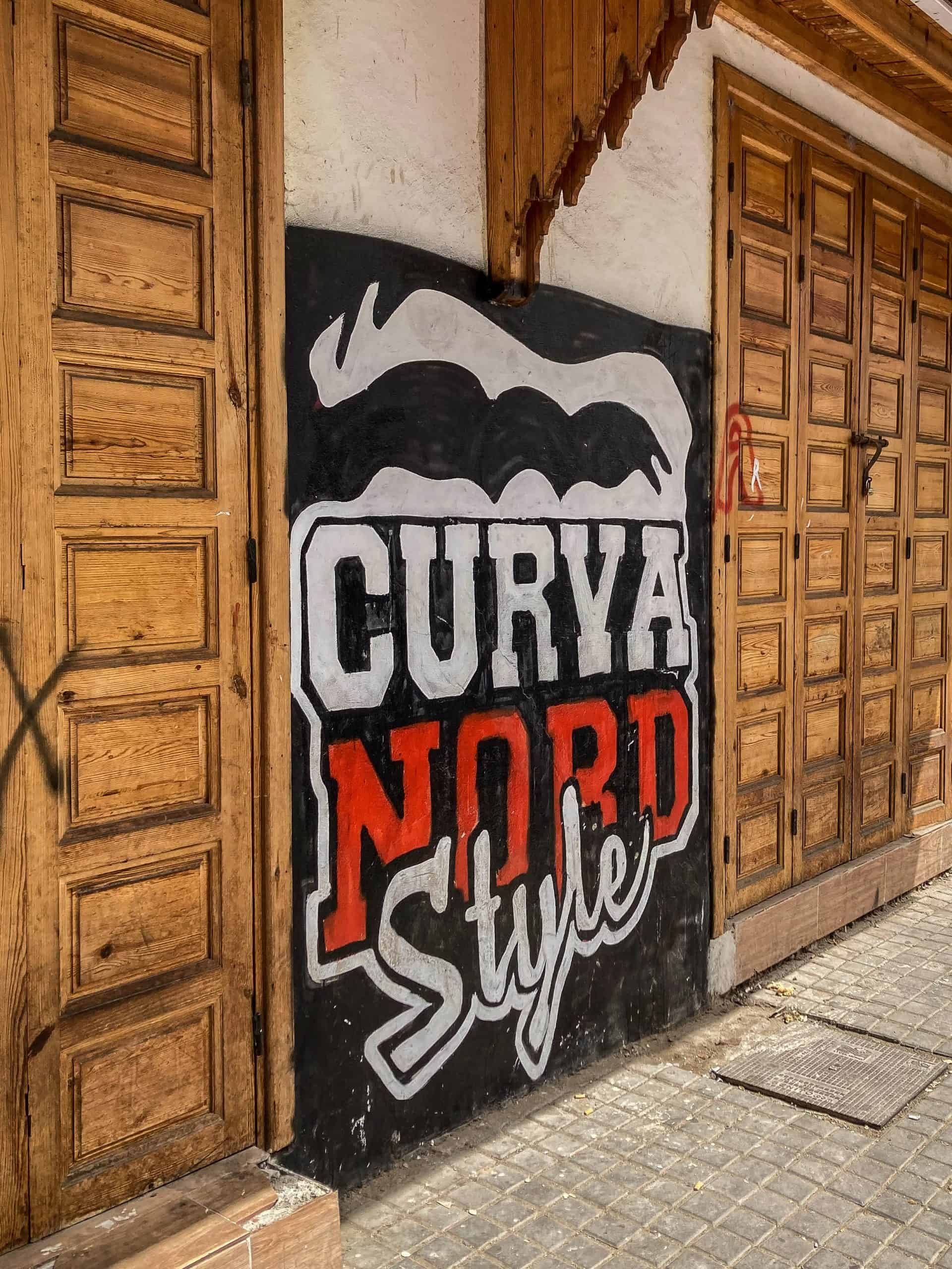 Met de Ultras Winners van Wydad op een graffiti-tocht door Casablanca