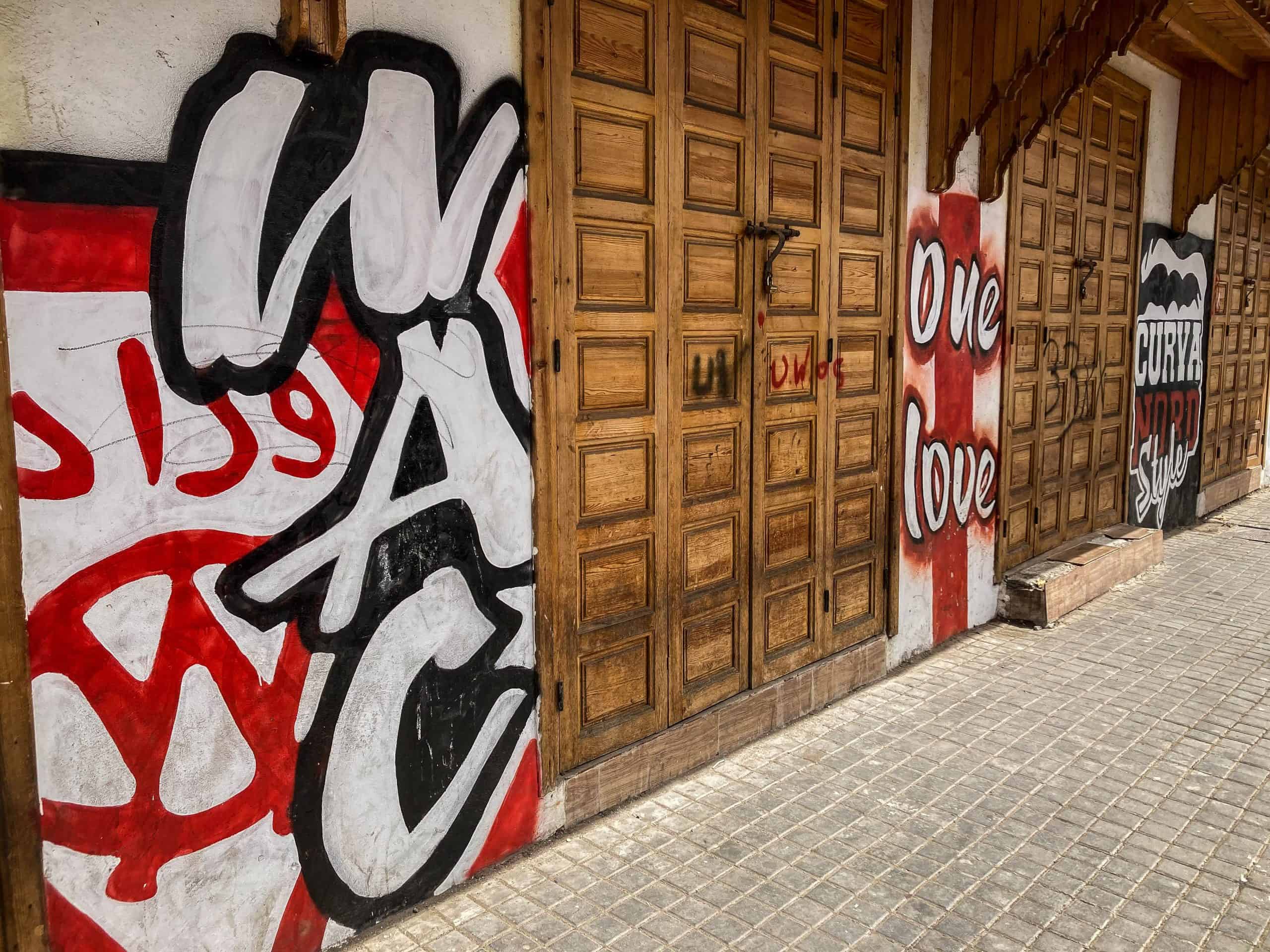 Met de Ultras Winners van Wydad op een graffiti-tocht door Casablanca