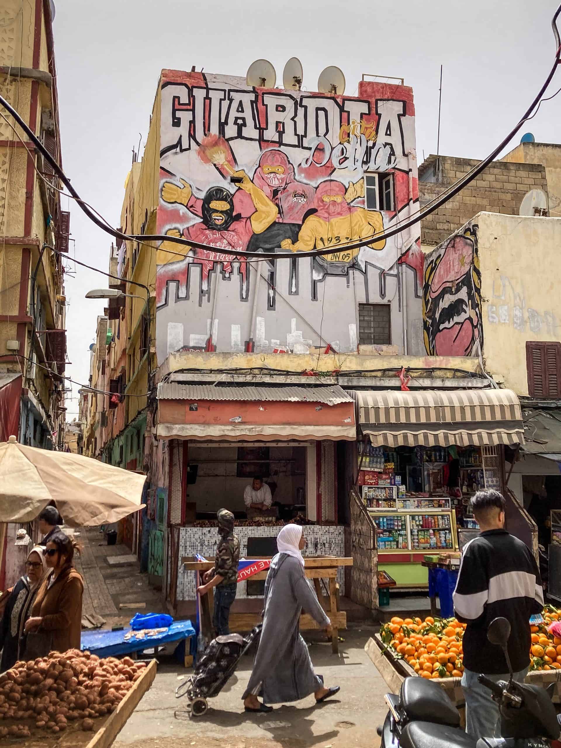 Met de Ultras Winners van Wydad op een graffiti-tocht door Casablanca