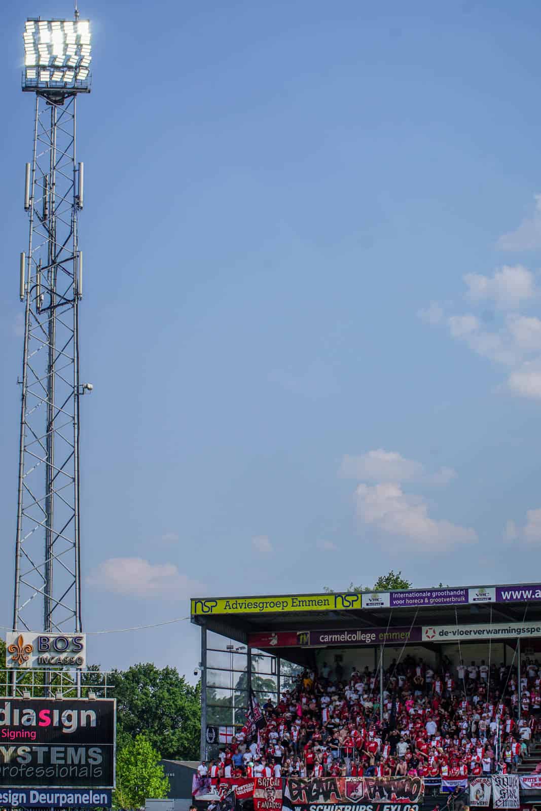 Historische promotie Almere City dompelt FC Emmen in rouw