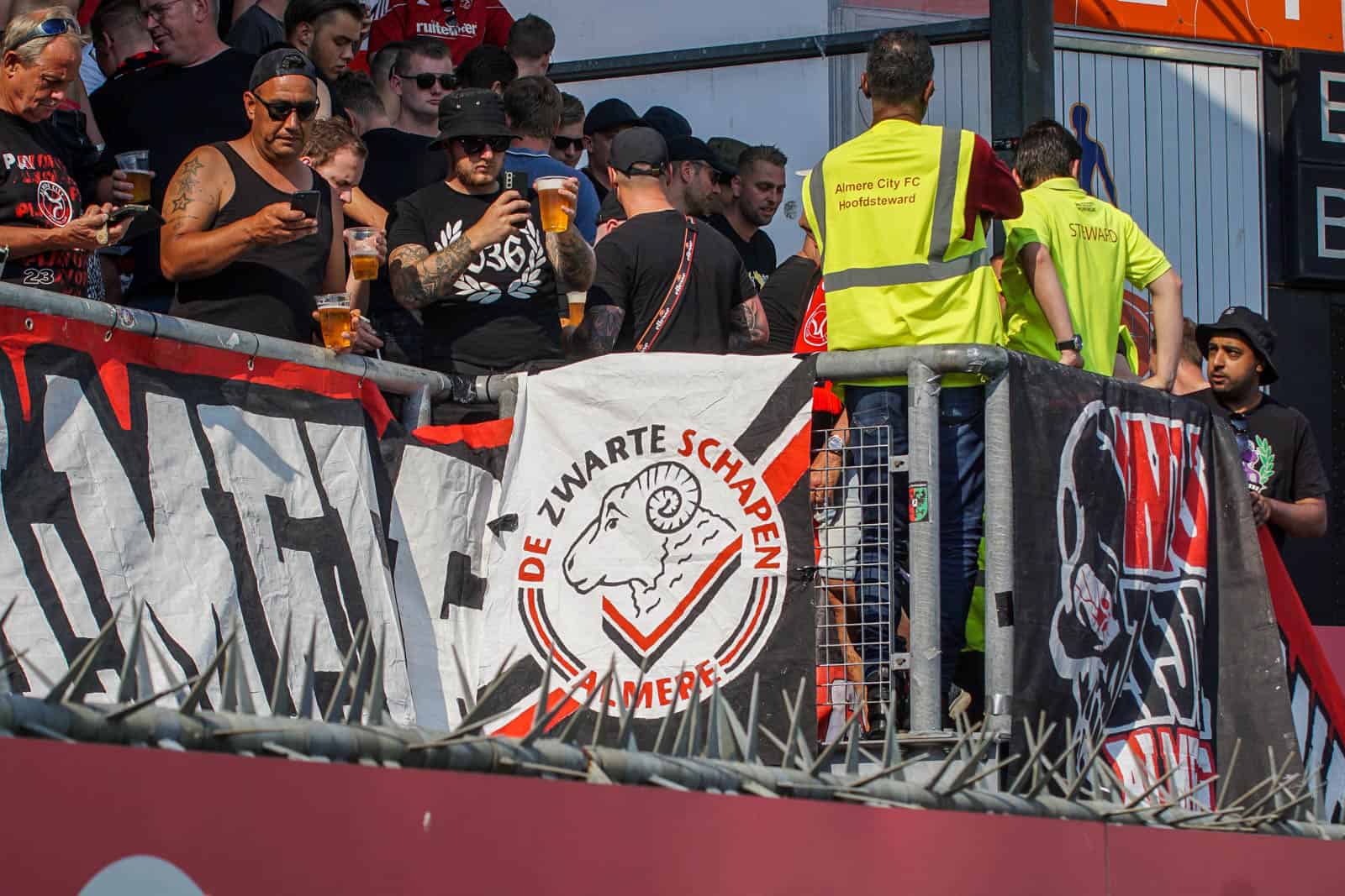 Historische promotie Almere City dompelt FC Emmen in rouw