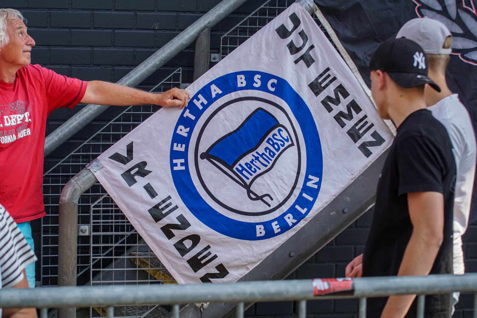 Historische promotie Almere City dompelt FC Emmen in rouw