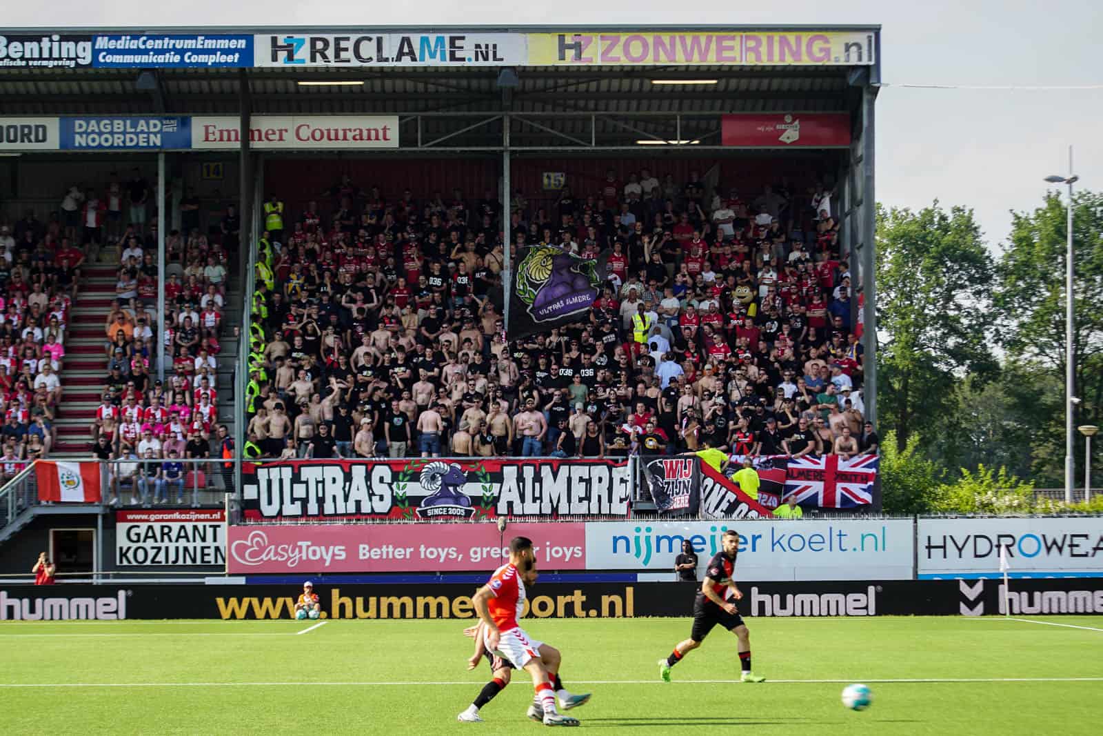 Historische promotie Almere City dompelt FC Emmen in rouw