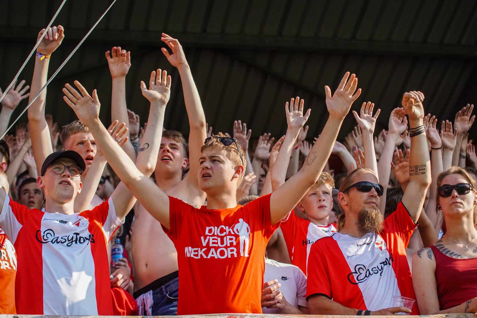 Historische promotie Almere City dompelt FC Emmen in rouw