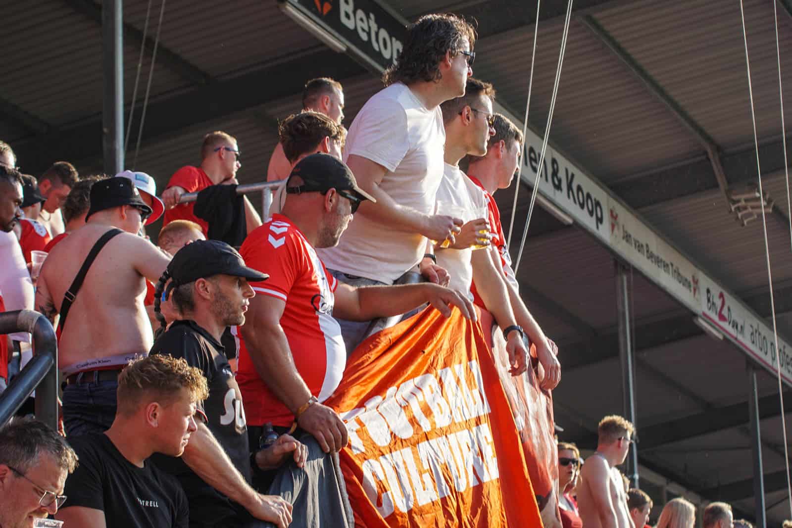 Historische promotie Almere City dompelt FC Emmen in rouw