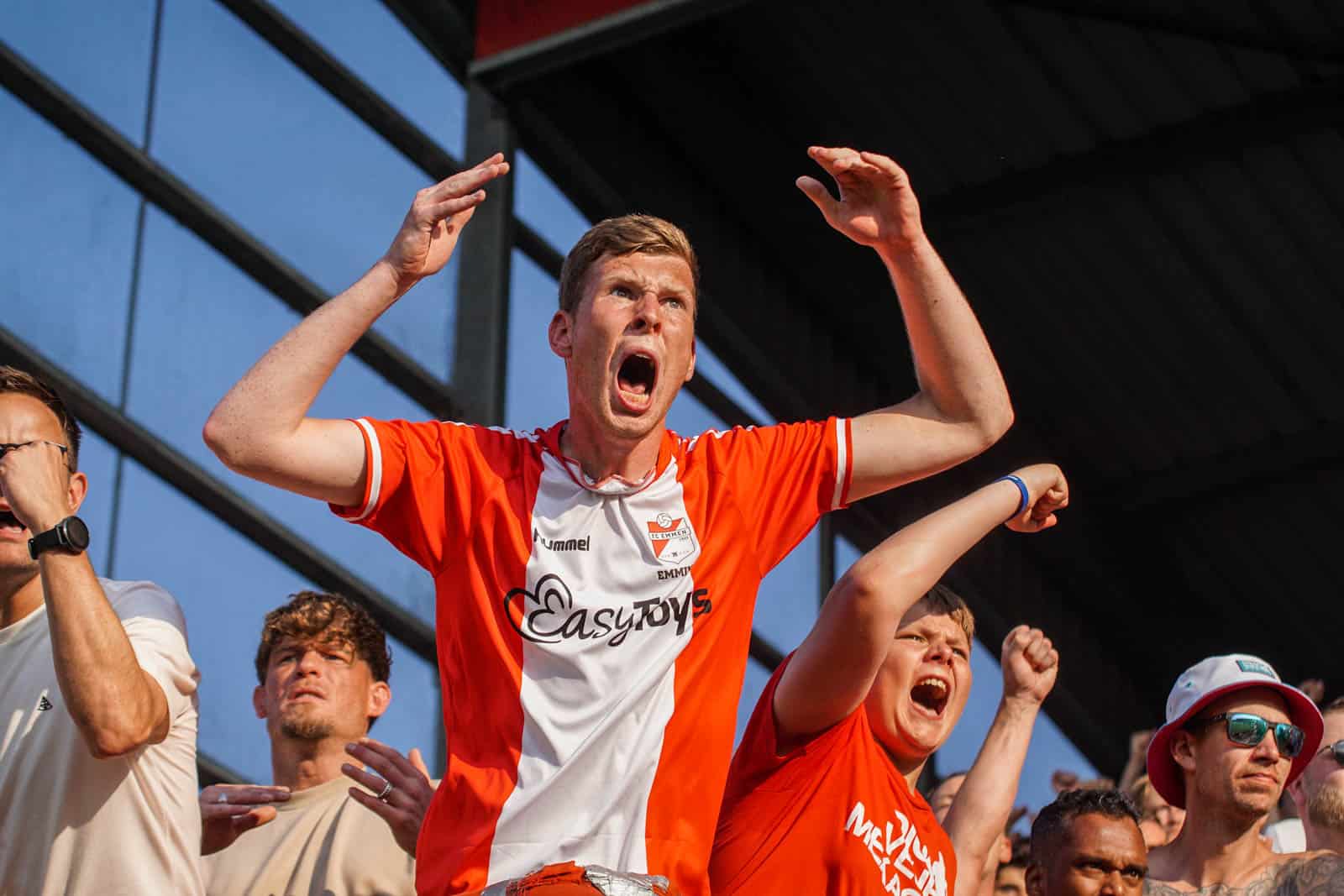 Historische promotie Almere City dompelt FC Emmen in rouw