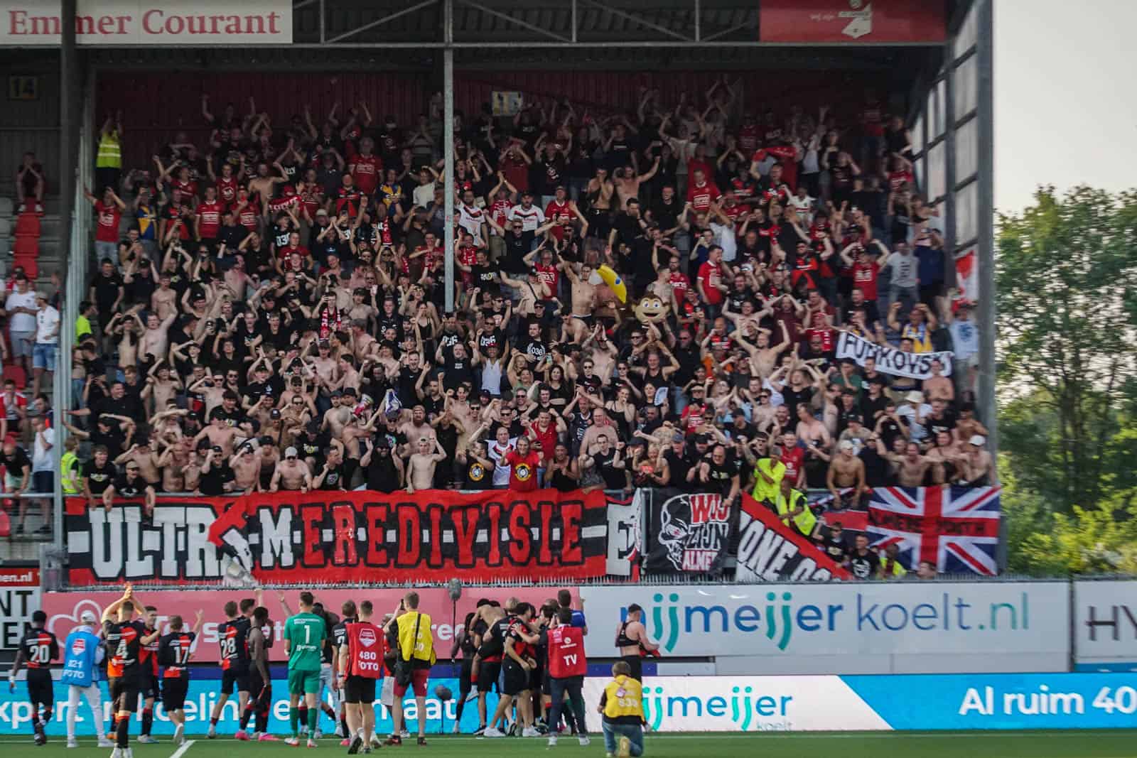 Historische promotie Almere City dompelt FC Emmen in rouw
