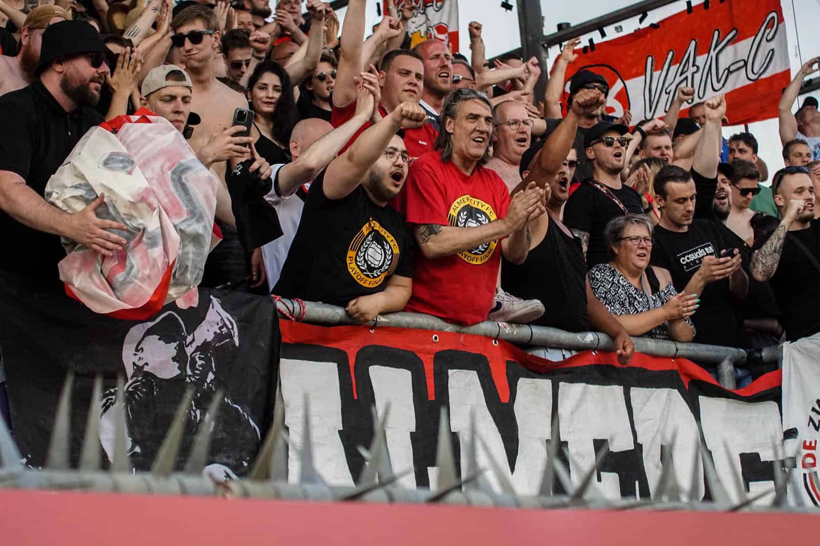 Historische promotie Almere City dompelt FC Emmen in rouw