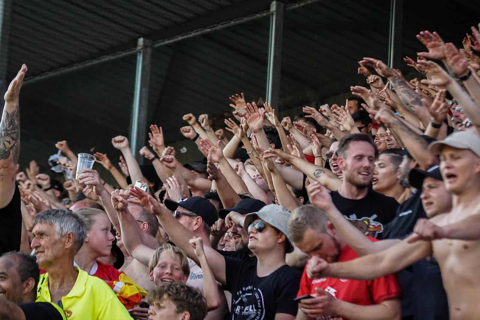 Historische promotie Almere City dompelt FC Emmen in rouw