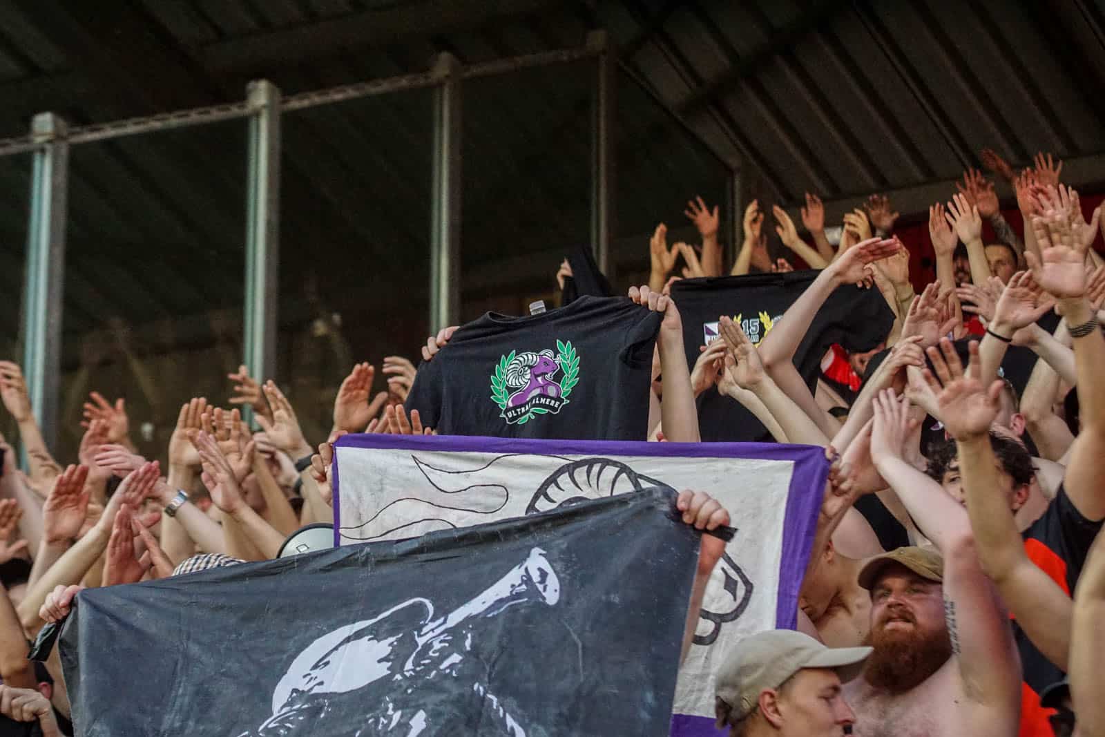 Historische promotie Almere City dompelt FC Emmen in rouw