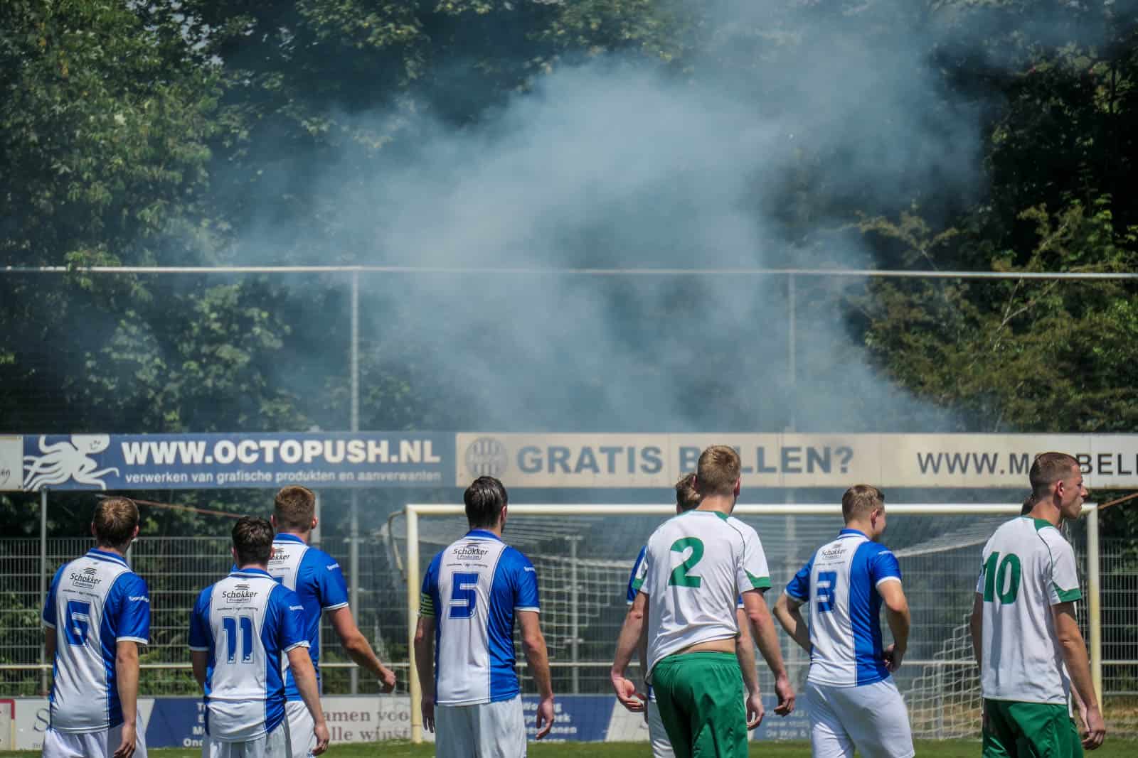 Dorpsclub VV Langezwaag boekt historische promotie