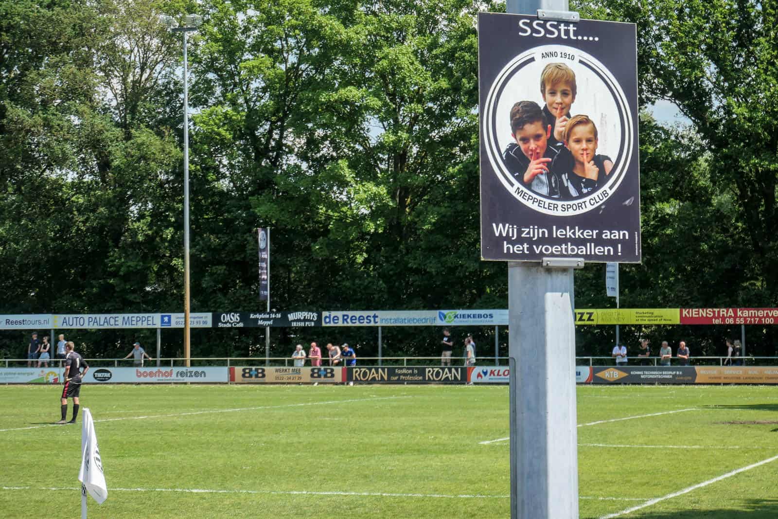 Dorpsclub VV Langezwaag boekt historische promotie