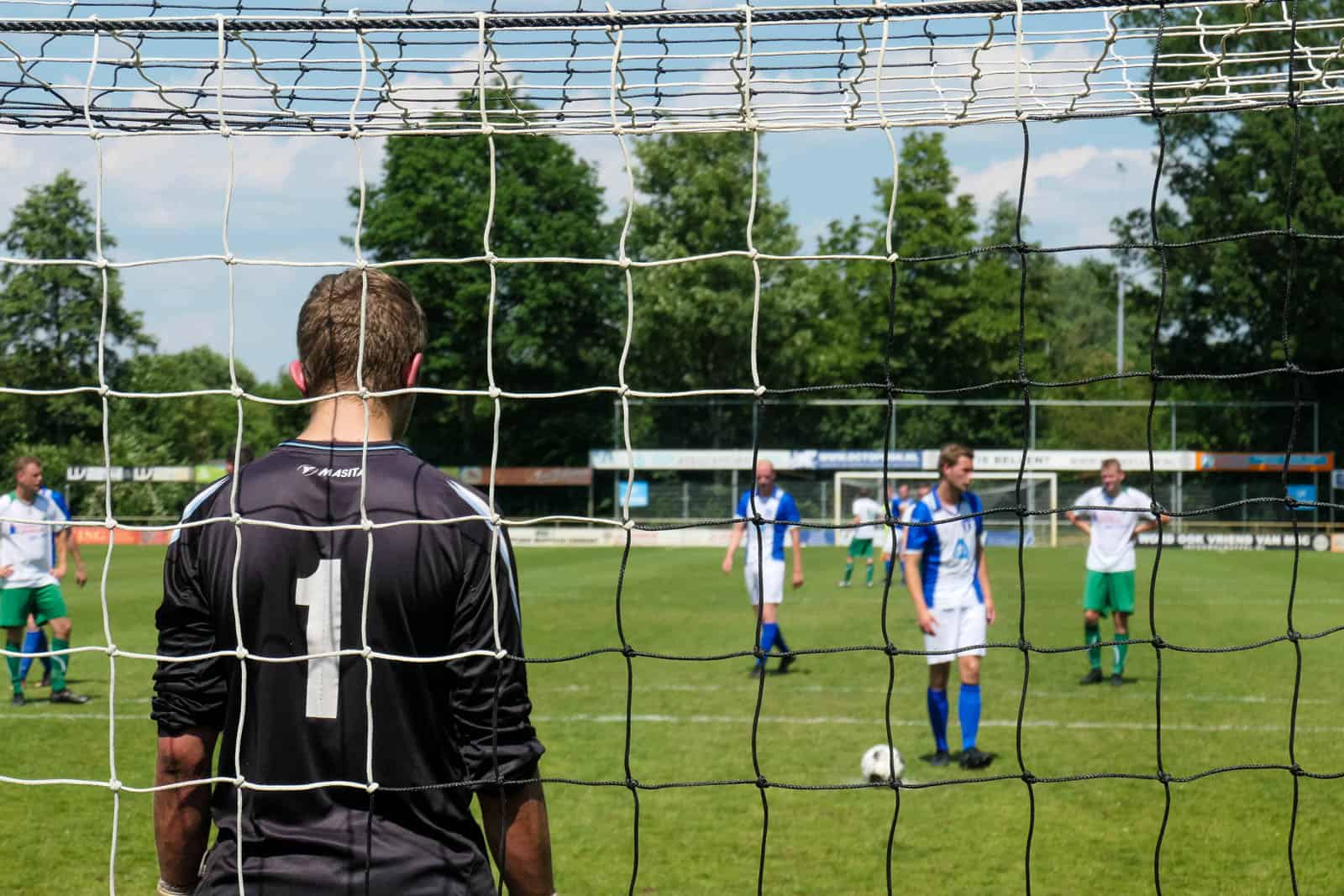Dorpsclub VV Langezwaag boekt historische promotie