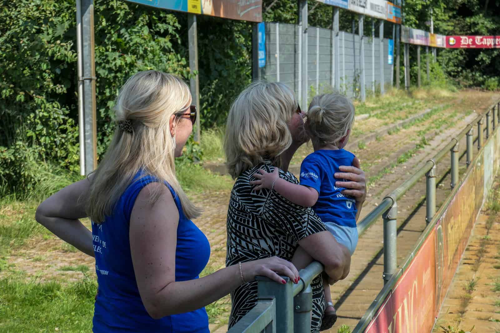 Dorpsclub VV Langezwaag boekt historische promotie
