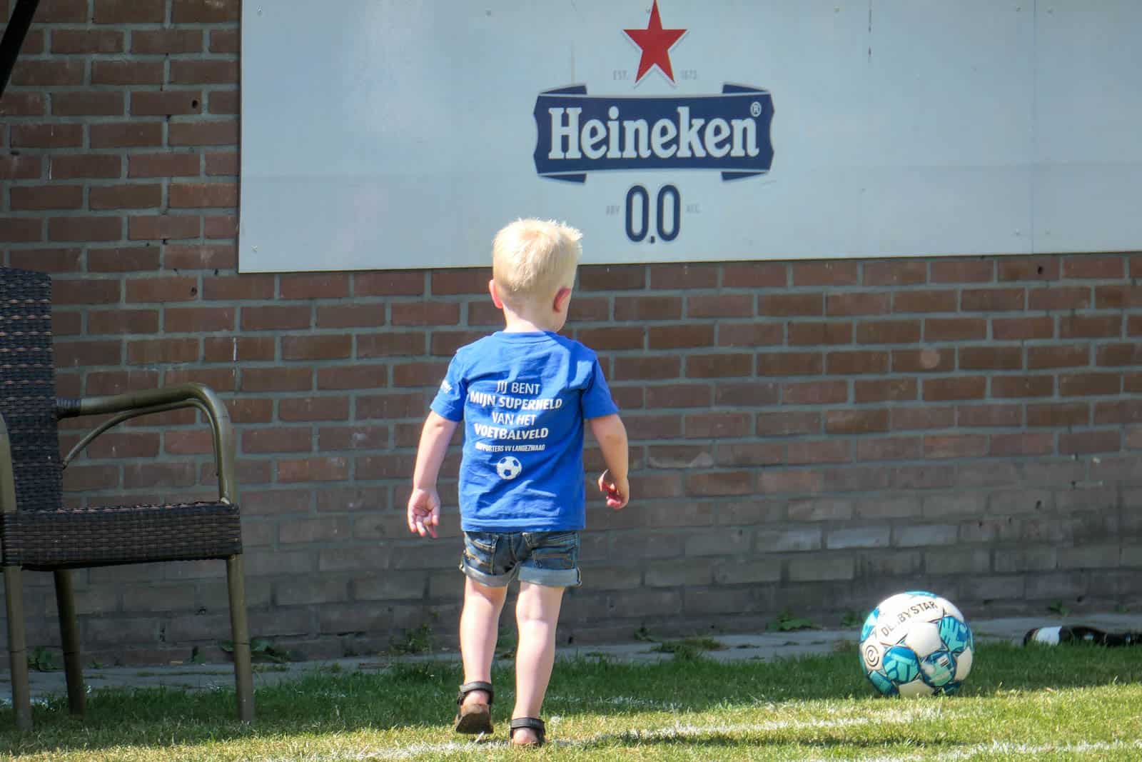 Dorpsclub VV Langezwaag boekt historische promotie