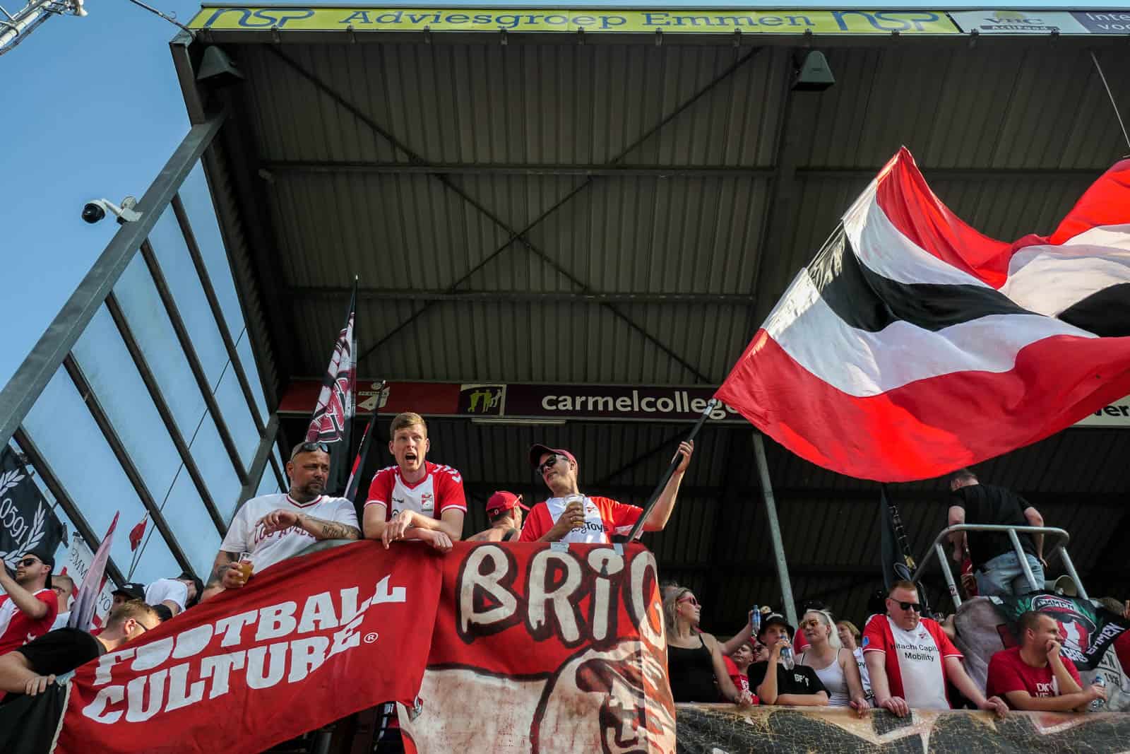 Historische promotie Almere City dompelt FC Emmen in rouw