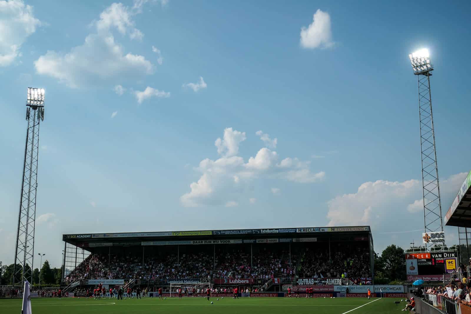 Historische promotie Almere City dompelt FC Emmen in rouw