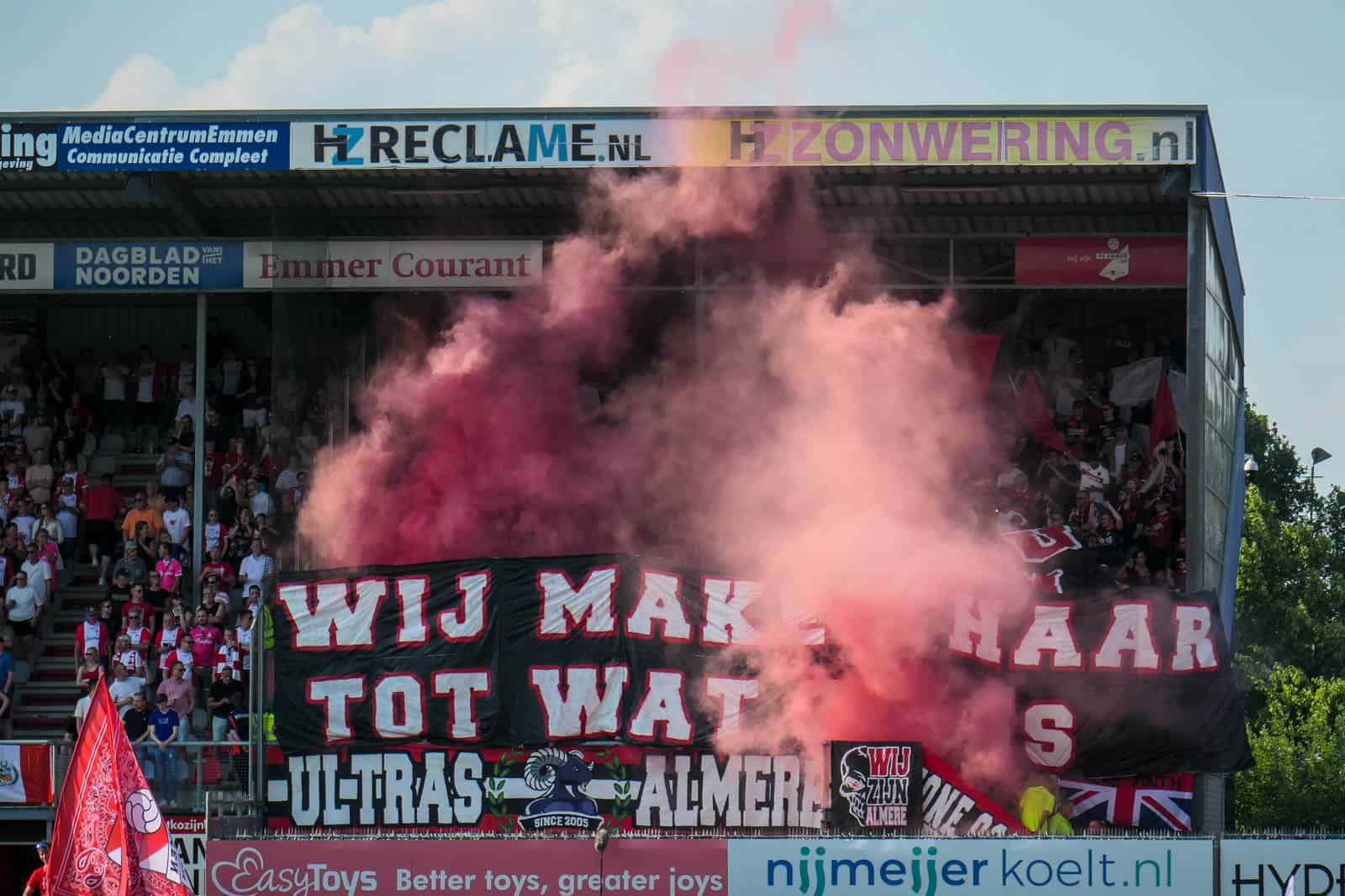 Historische promotie Almere City dompelt FC Emmen in rouw