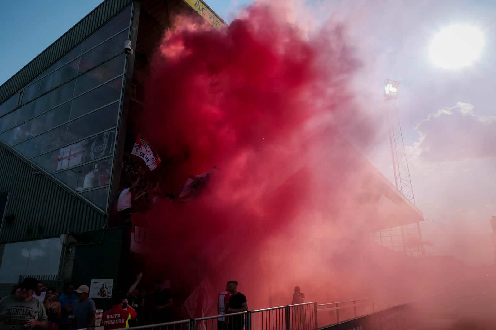 Historische promotie Almere City dompelt FC Emmen in rouw