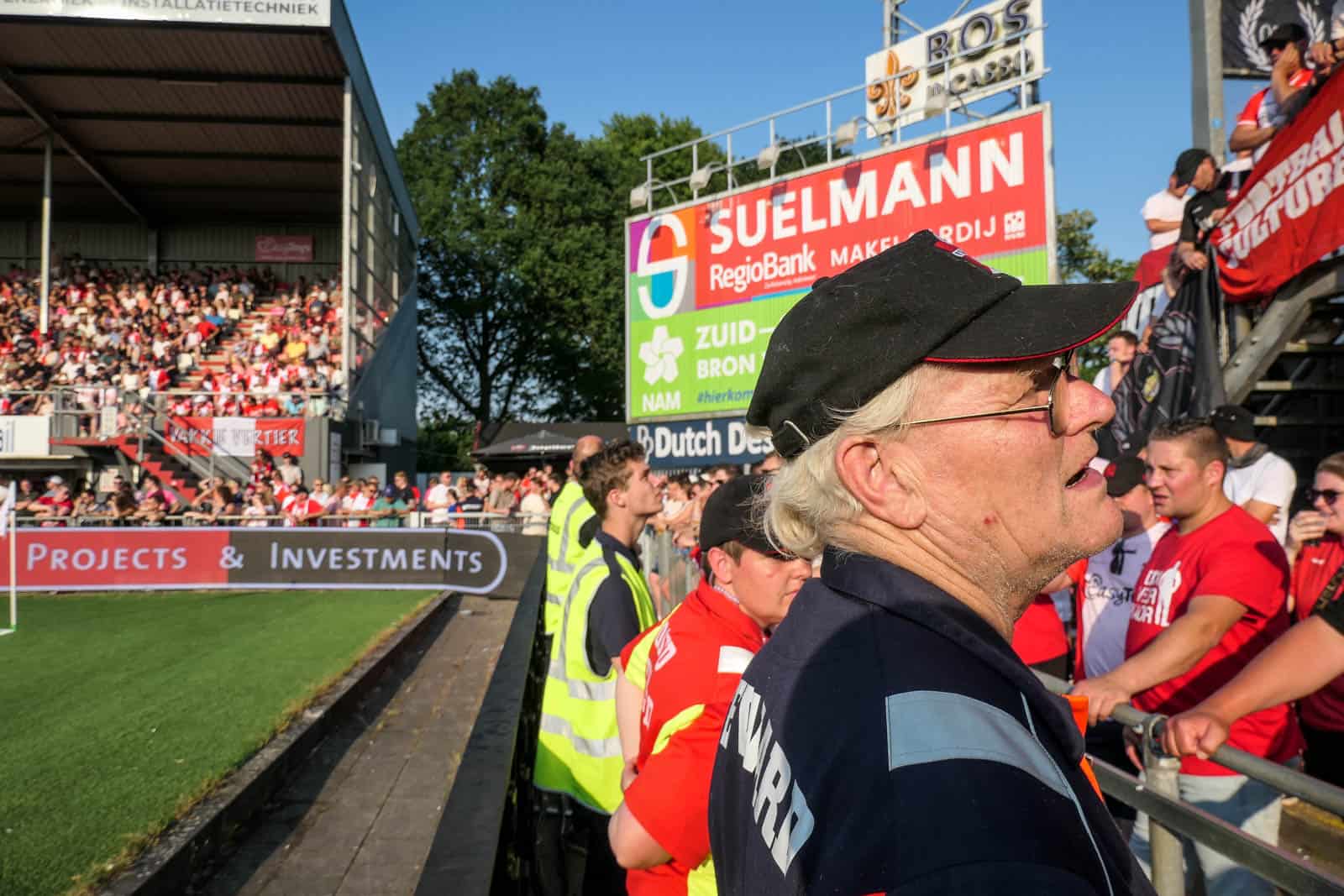 Historische promotie Almere City dompelt FC Emmen in rouw
