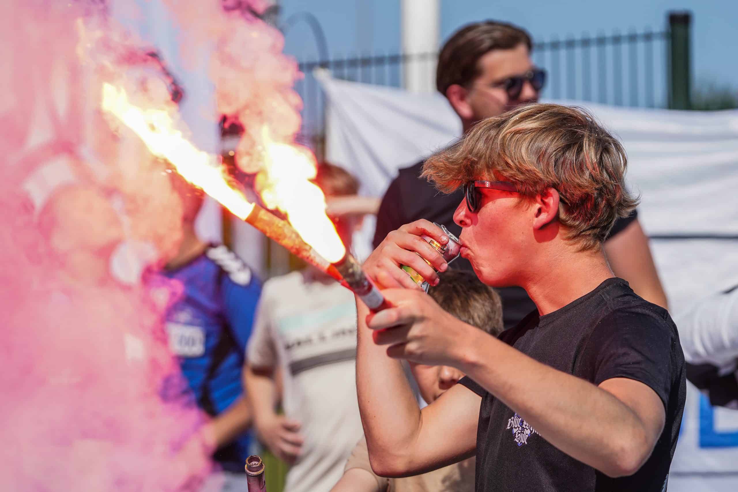 Supporters SDV Barneveld sluiten het seizoen in stijl af