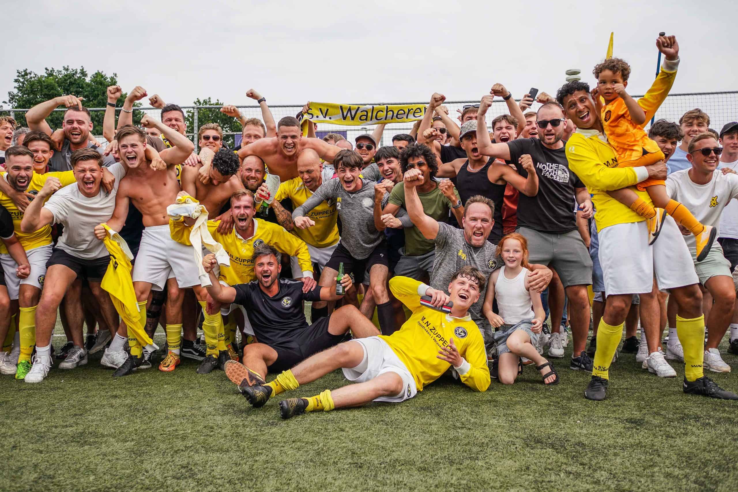 SV Walcheren blijft in de Tweede Klasse na bizarre wedstrijd!
