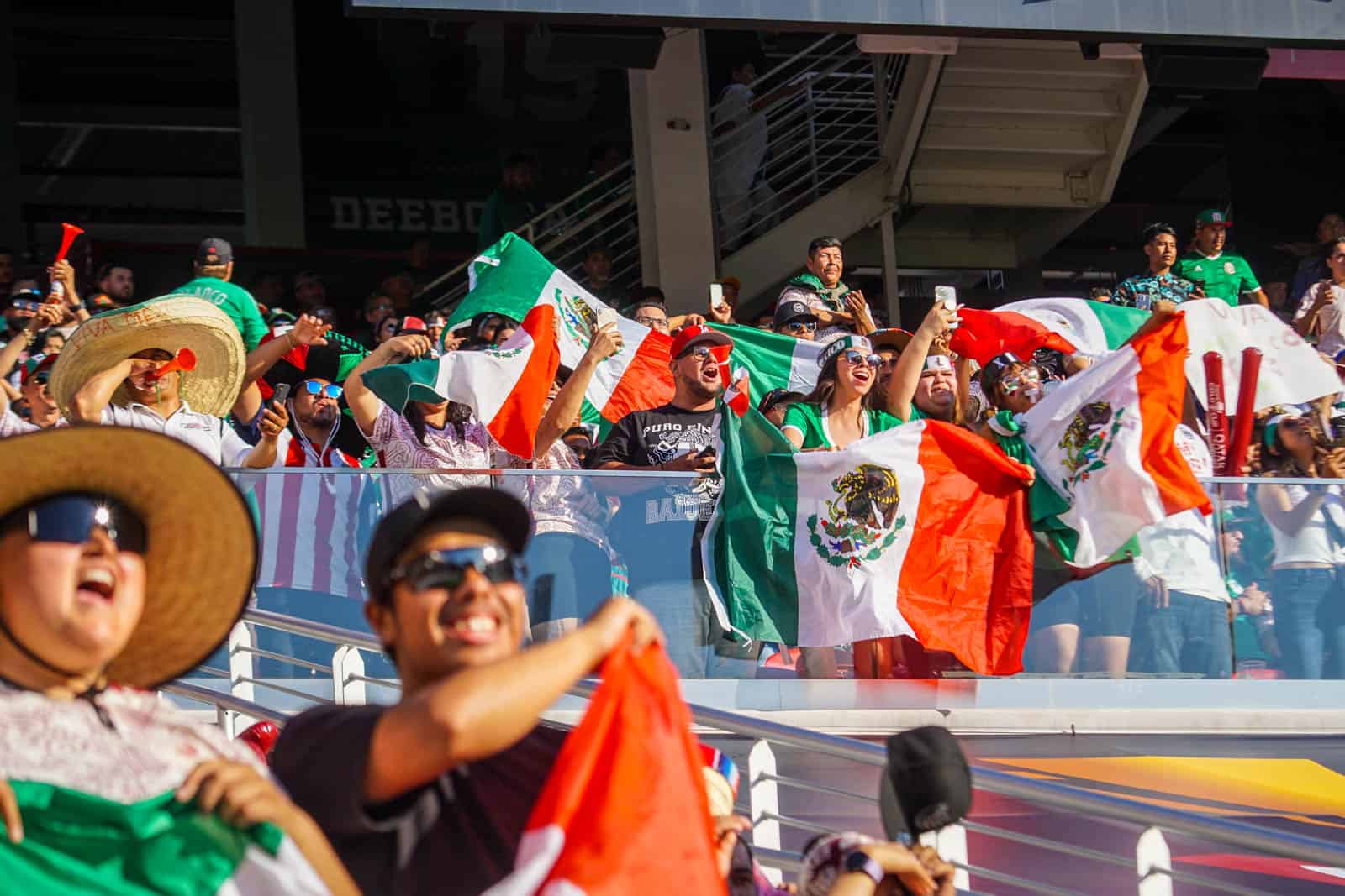 Mexicaanse passie bij teleurstellende Gold Cup avond tegen Qatar