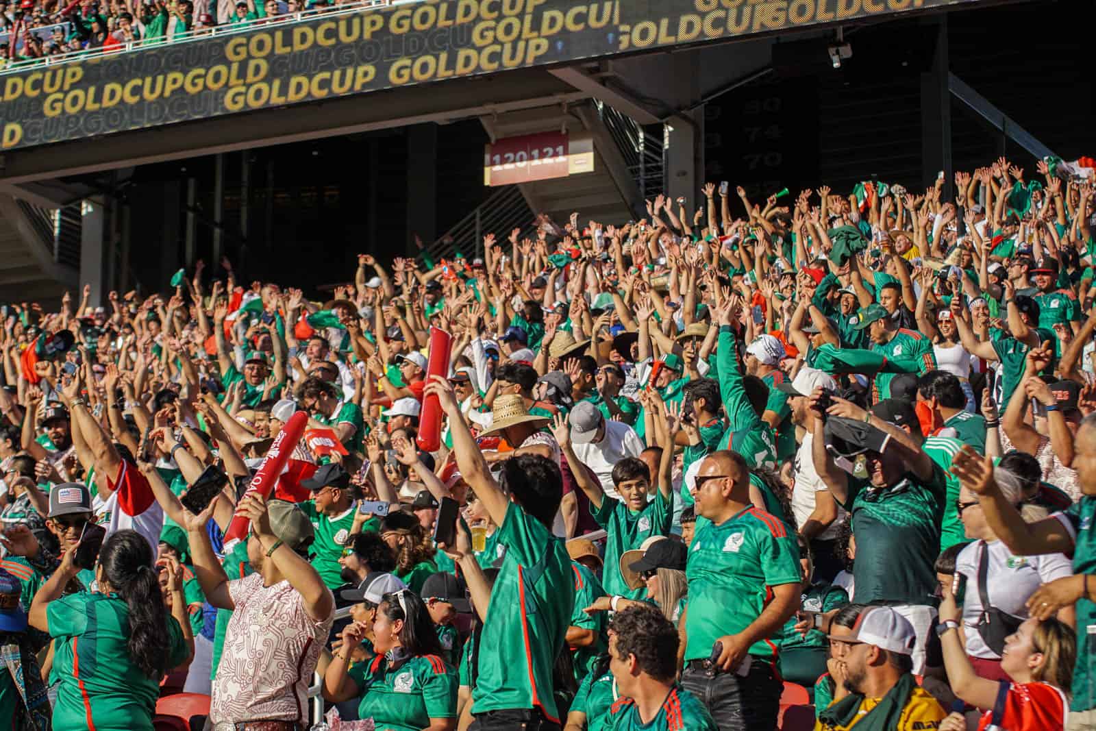 Mexicaanse passie bij teleurstellende Gold Cup avond tegen Qatar