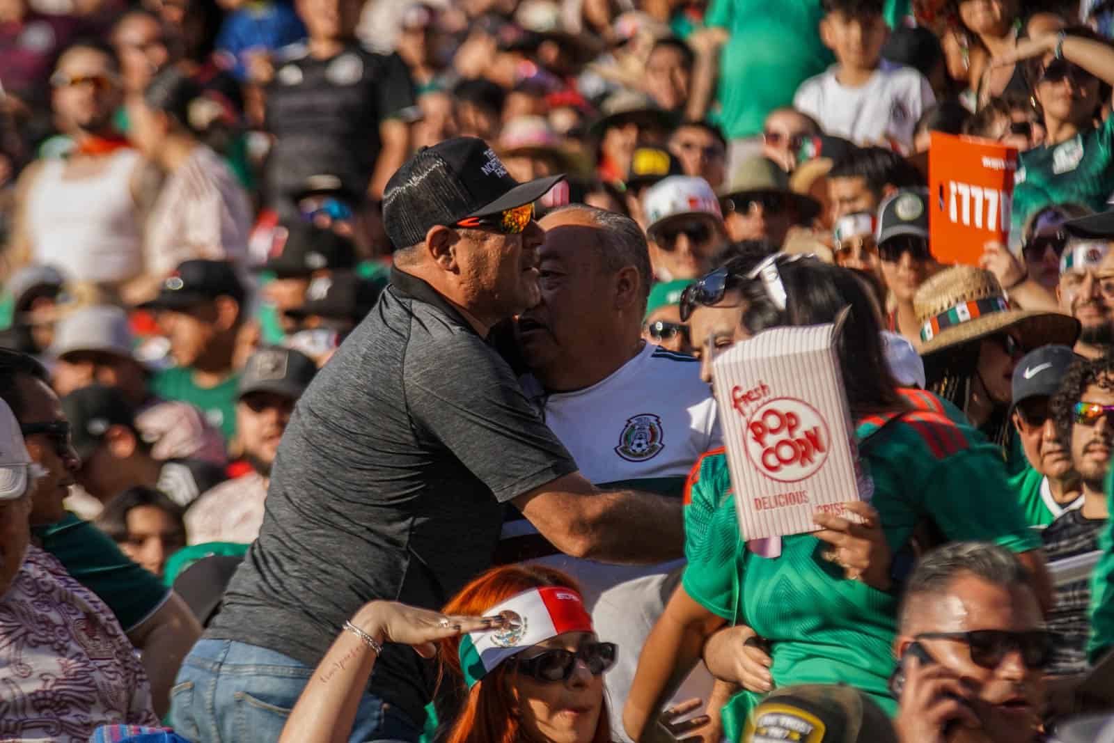 Mexicaanse passie bij teleurstellende Gold Cup avond tegen Qatar