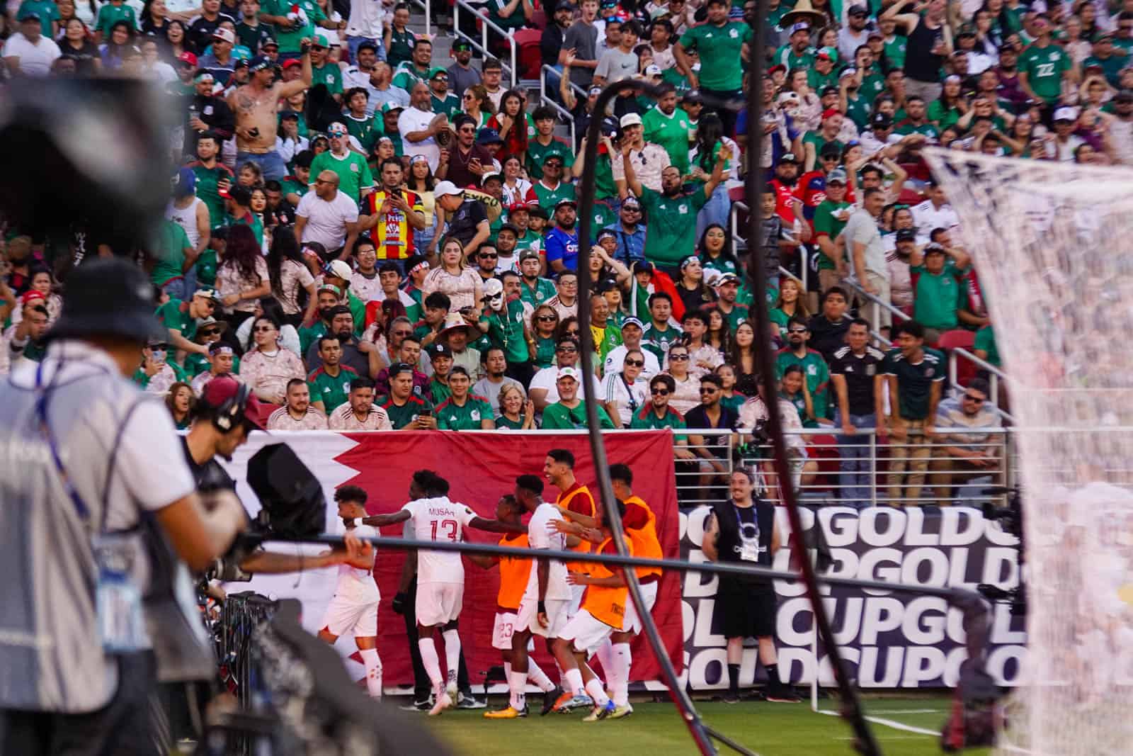 Mexicaanse passie bij teleurstellende Gold Cup avond tegen Qatar