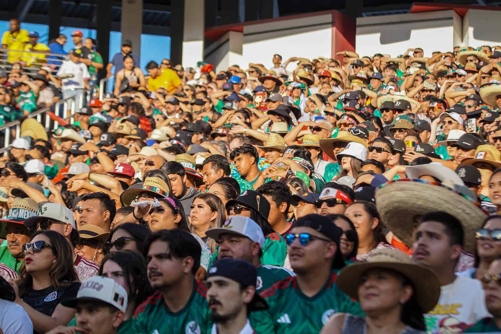Mexicaanse passie bij teleurstellende Gold Cup avond tegen Qatar