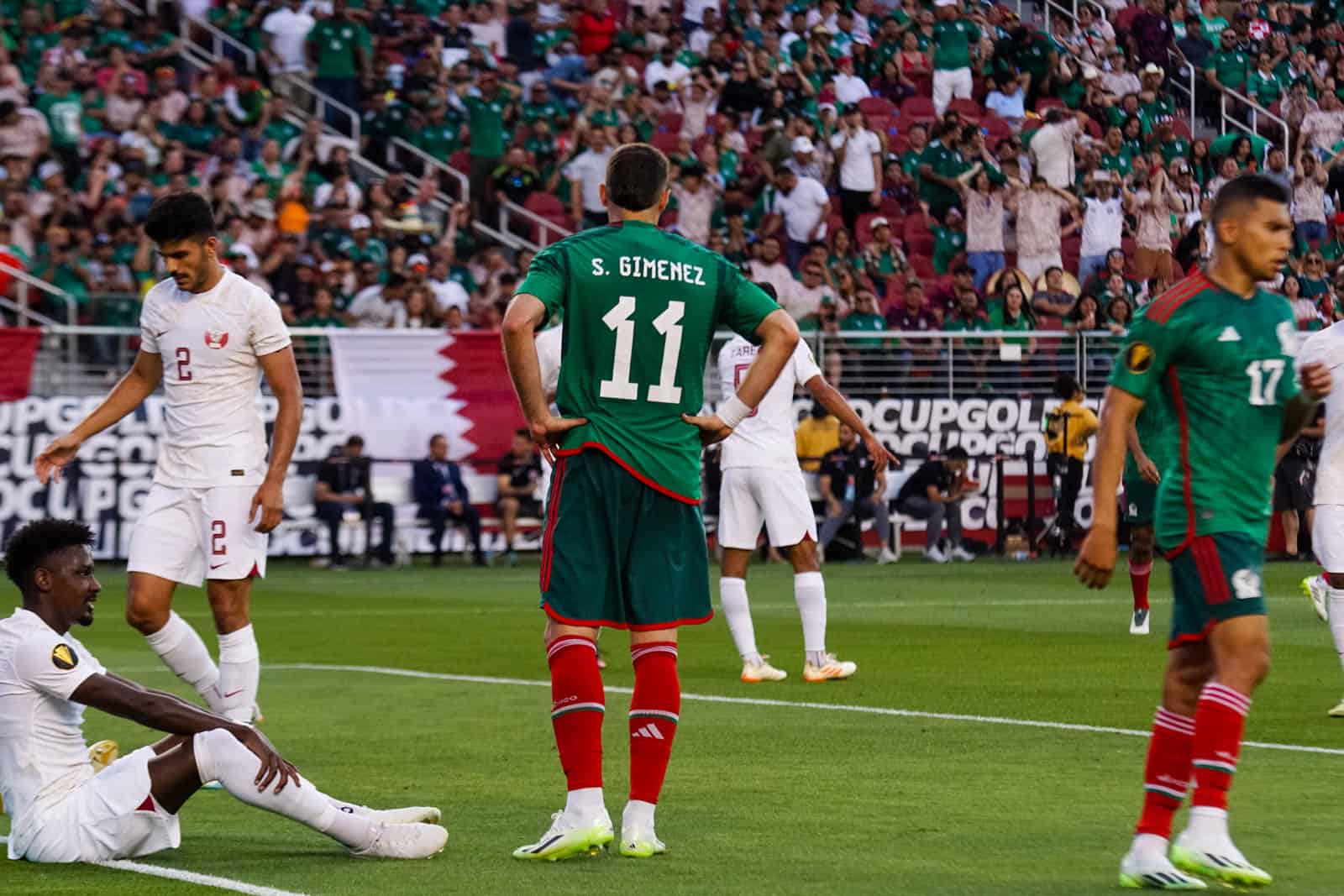 Mexicaanse passie bij teleurstellende Gold Cup avond tegen Qatar