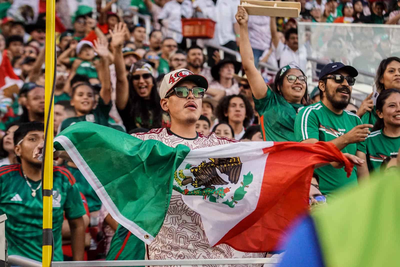 Mexicaanse passie bij teleurstellende Gold Cup avond tegen Qatar
