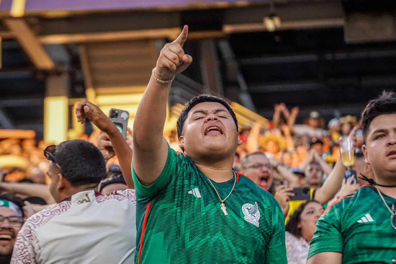 Mexicaanse passie bij teleurstellende Gold Cup avond tegen Qatar
