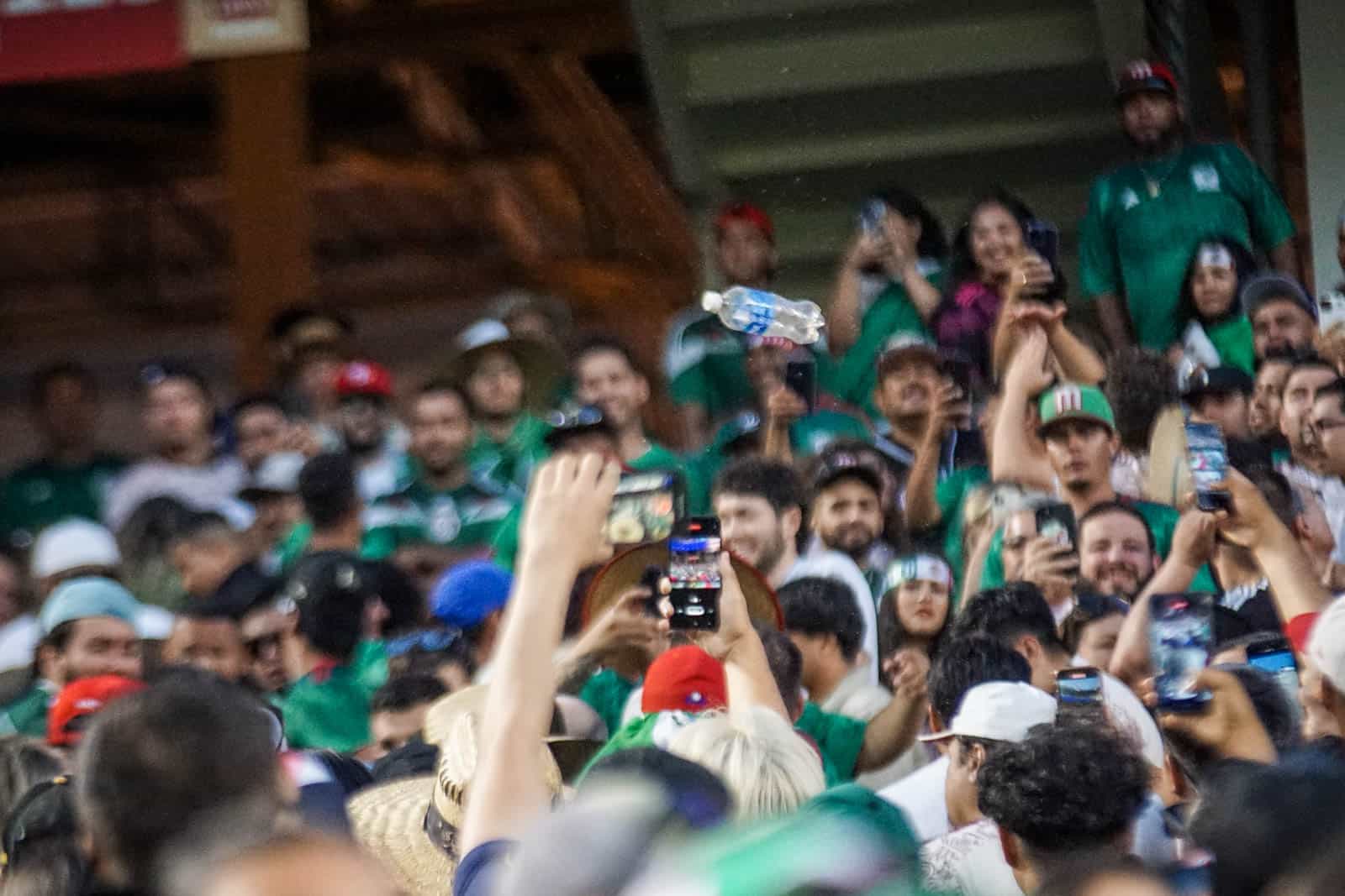 Mexicaanse passie bij teleurstellende Gold Cup avond tegen Qatar