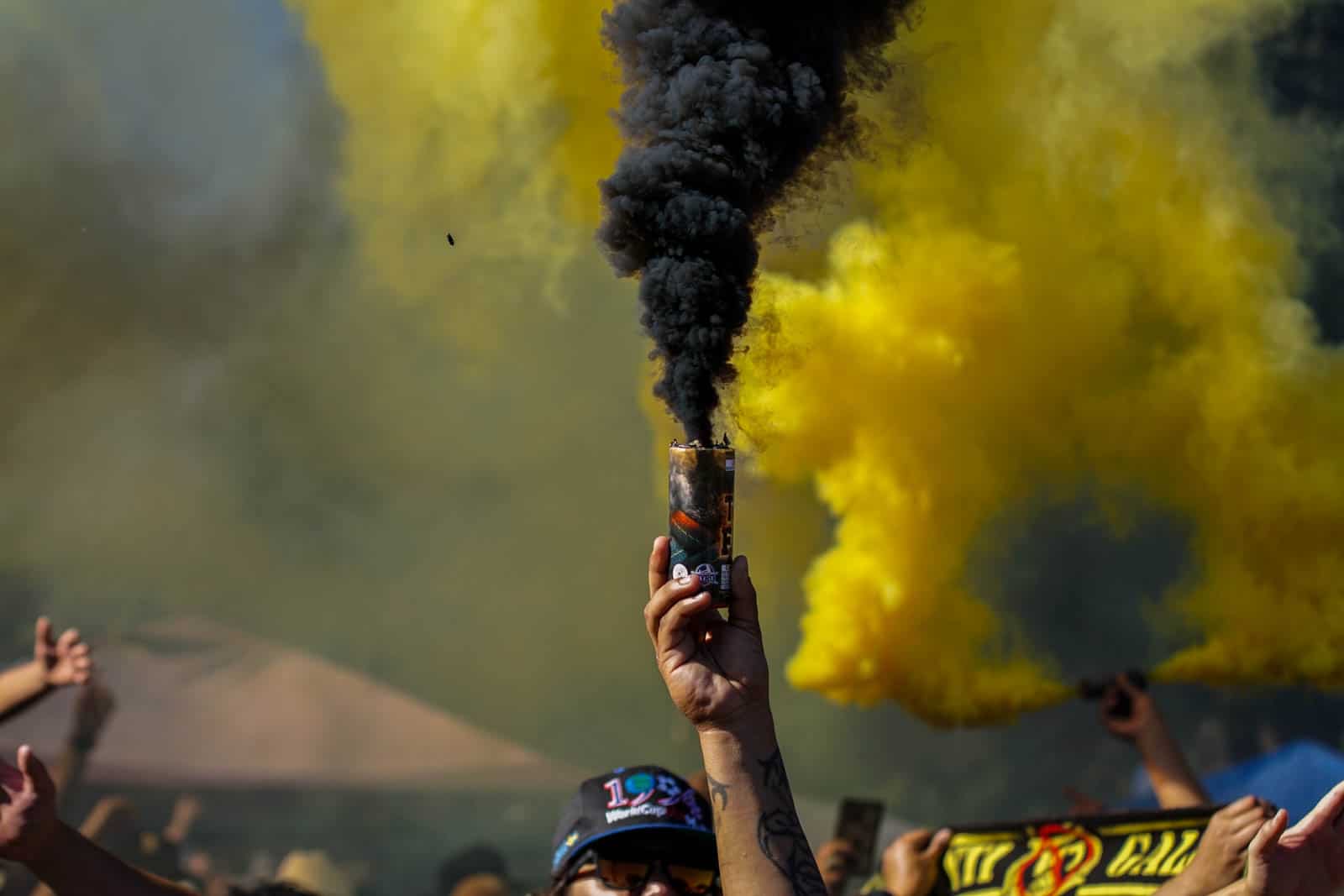 Spektakel bij de derby van LA; Amerikaanse ultras in topvorm