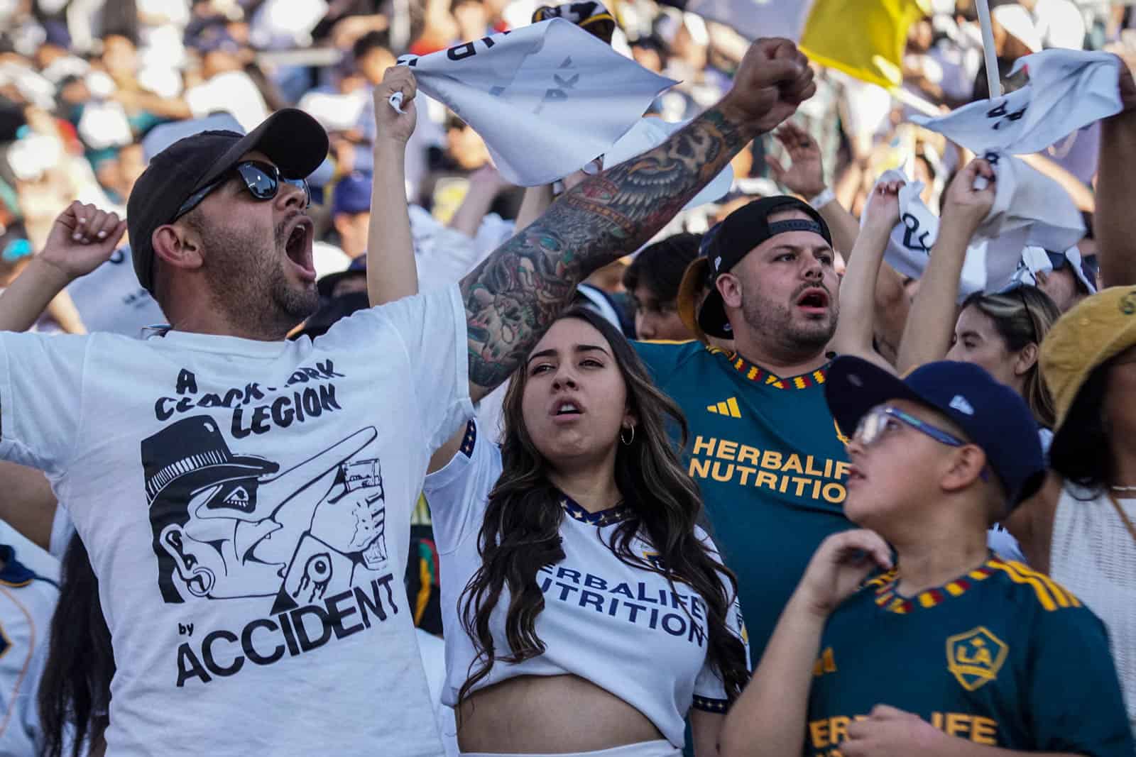 Spektakel bij de derby van LA; Amerikaanse ultras in topvorm