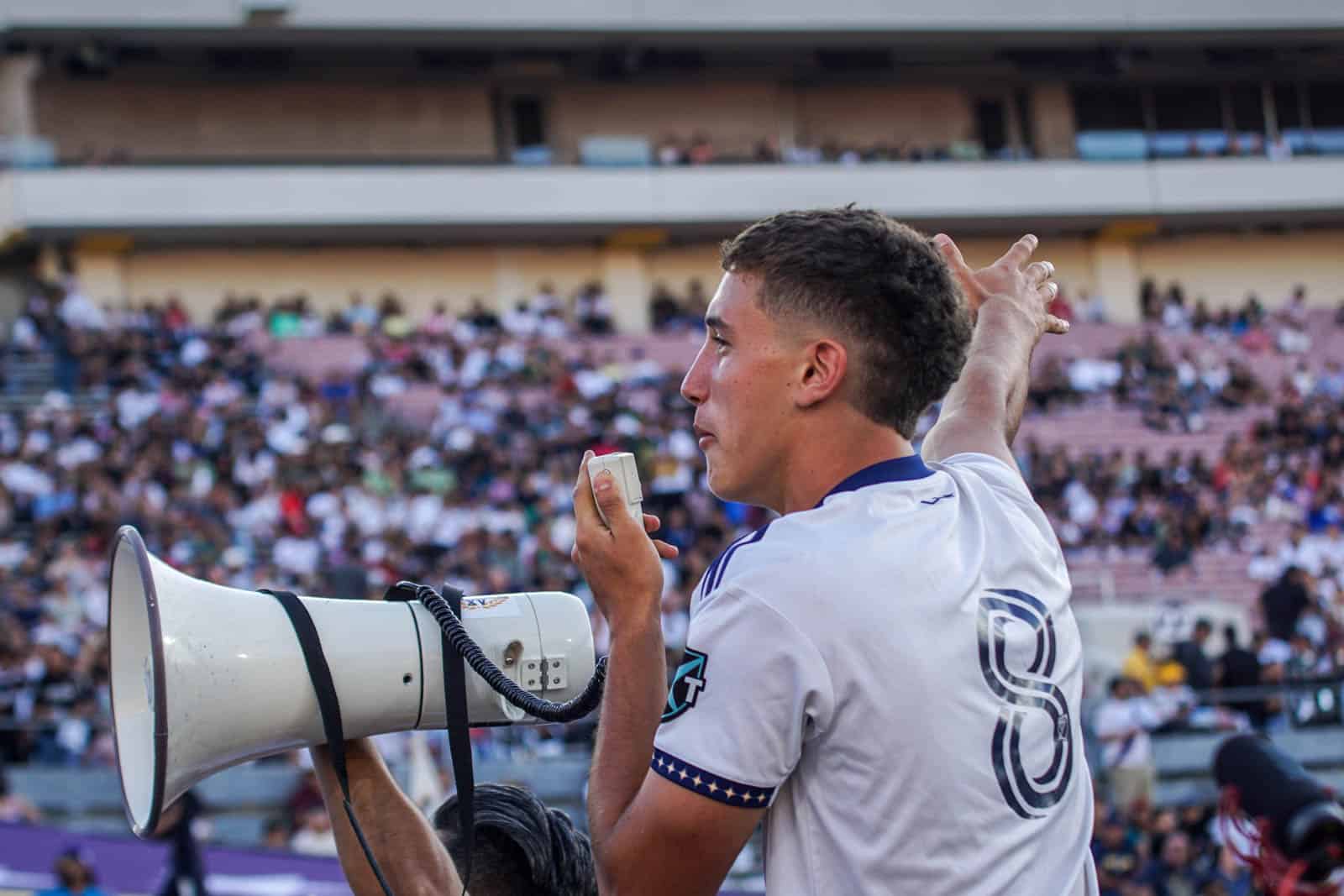 Spektakel bij de derby van LA; Amerikaanse ultras in topvorm
